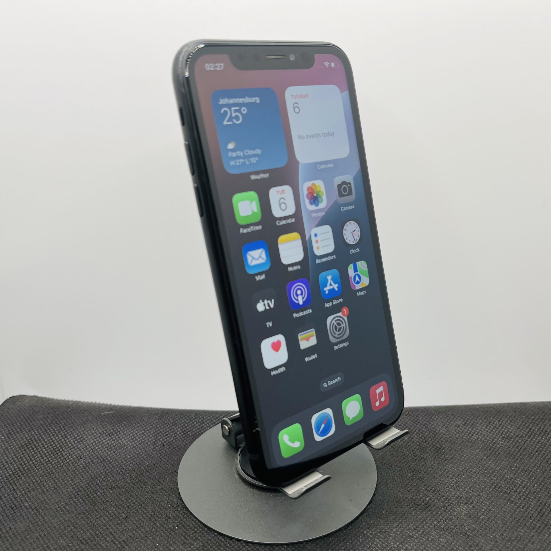 Apple iPhone XR 64GB Black (Grade B) | Epic Deals SA