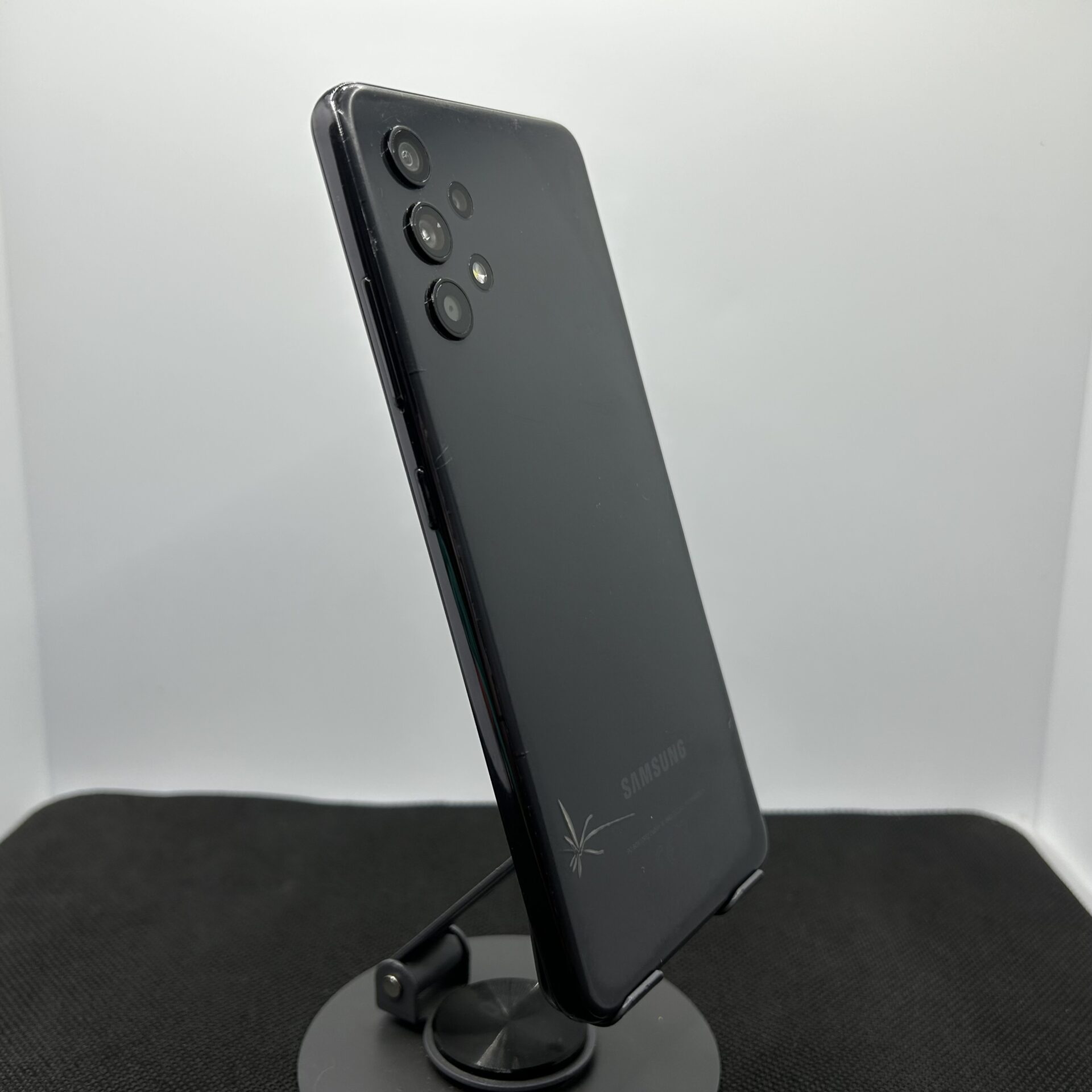 Samsung Galaxy A32 128GB Awesome Black - (Grade B) | Epic Deals SA