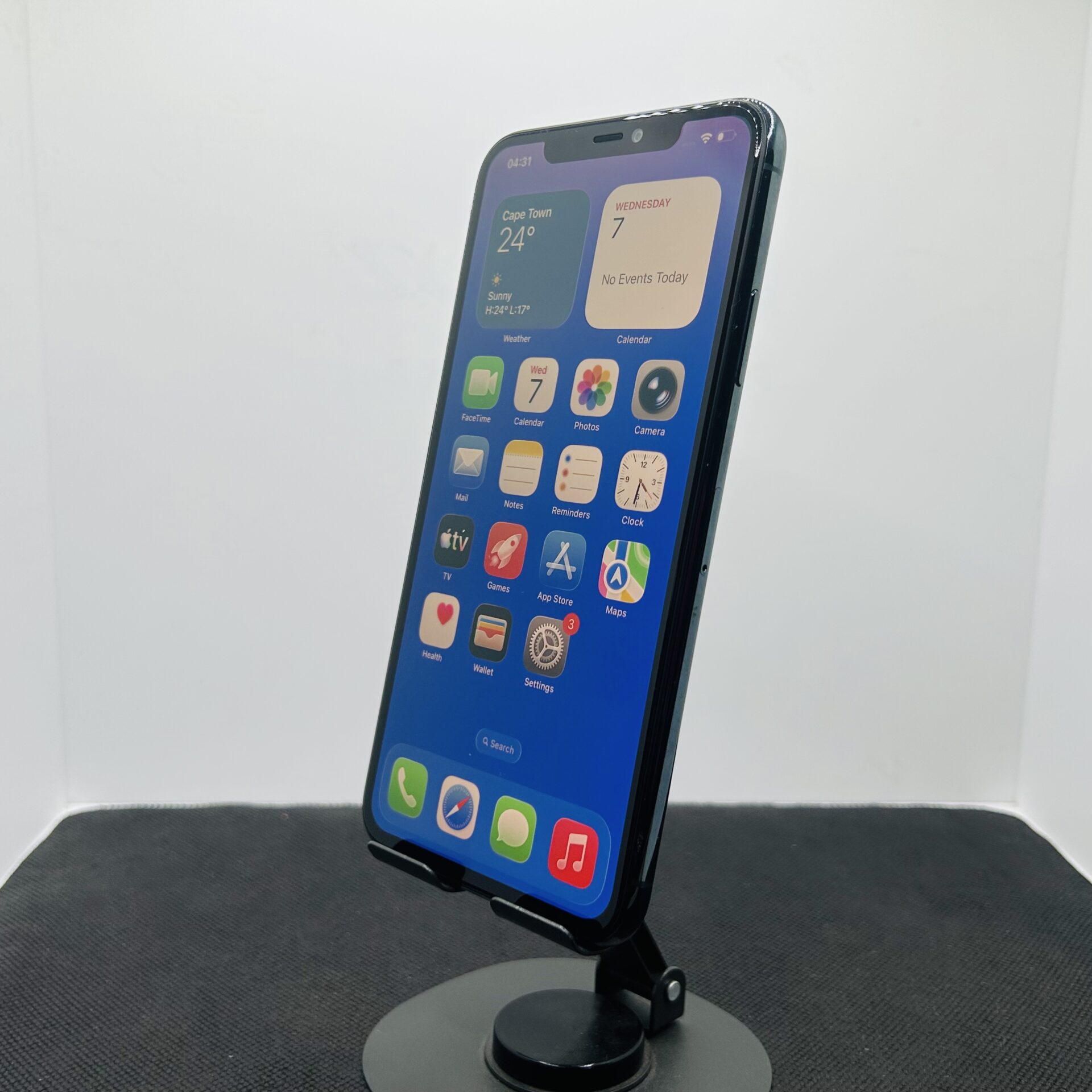Apple iPhone 11 Pro Max 64GB Space Gray - (Grade B) | Epic Deals SA