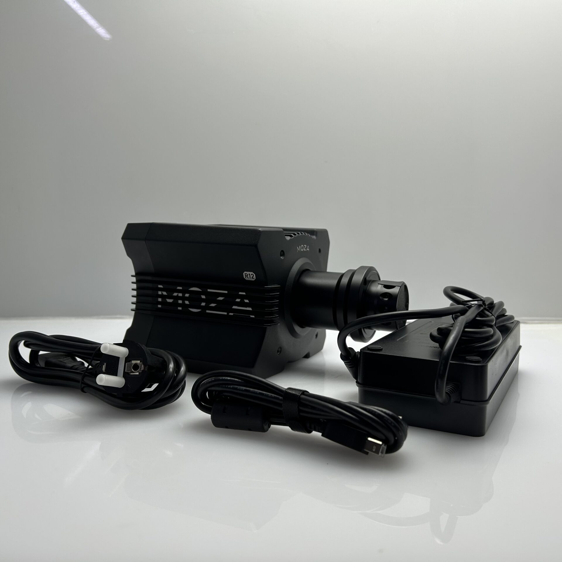 Moza Racing R12 Direct Drive Wheel Base Black – Mint Condition - Image 10