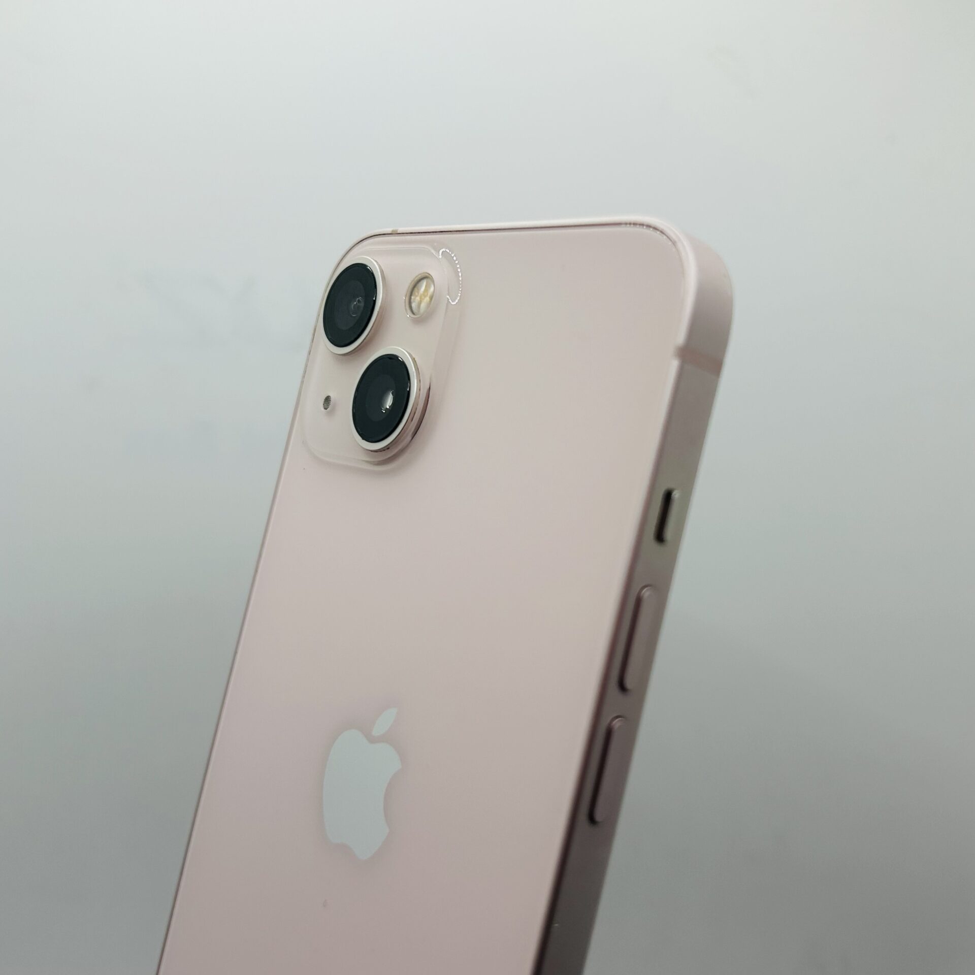 Apple iPhone 13 128GB Pink - (Grade B) - Image 11