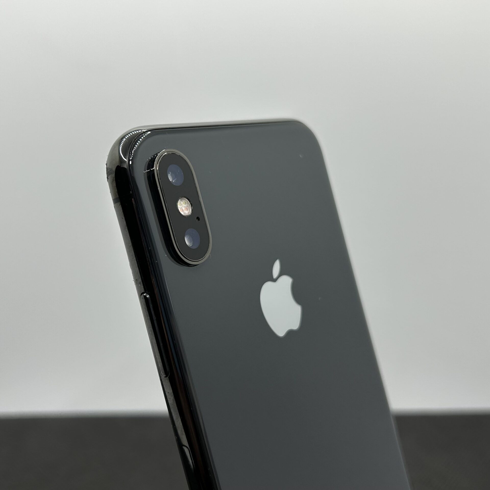 Apple iPhone X 256GB Space Grey - (Grade B) | Epic Deals SA