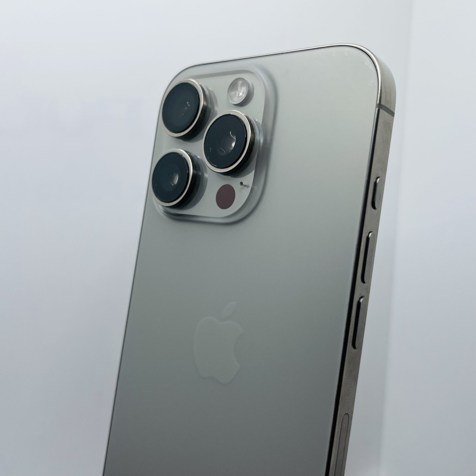 Apple iPhone 16 Pro 256GB Natural Titanium -(Grade B) - Image 11