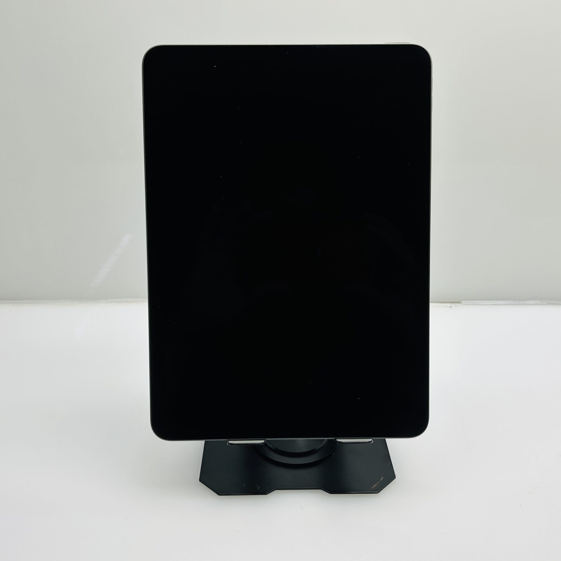 Apple iPad Air 4th Gen (WiFi Only) 256GB Space Gray - Minor Bright Spot - Image 6