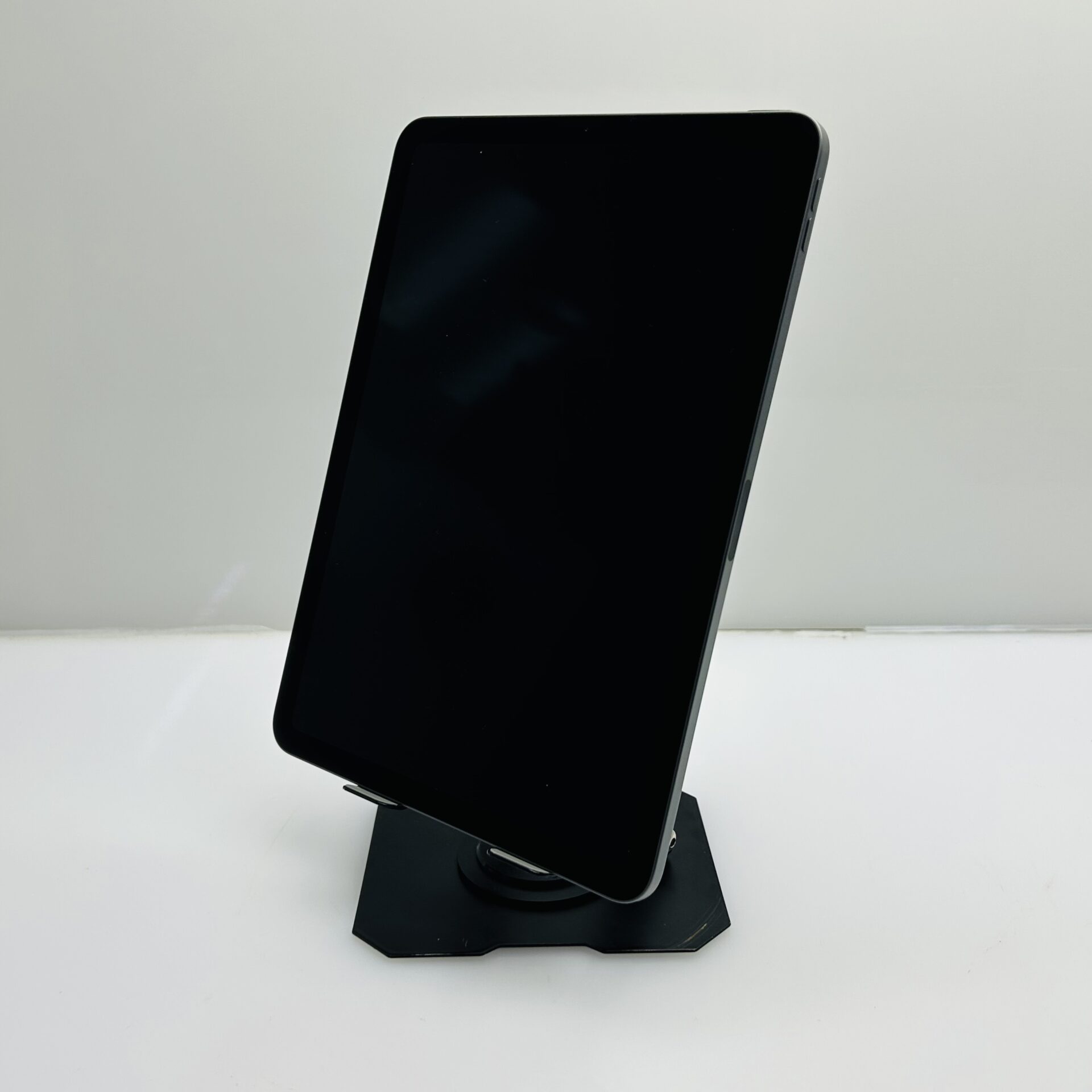 Apple iPad Air 4th Gen (WiFi Only) 256GB Space Gray - Minor Bright Spot - Image 7