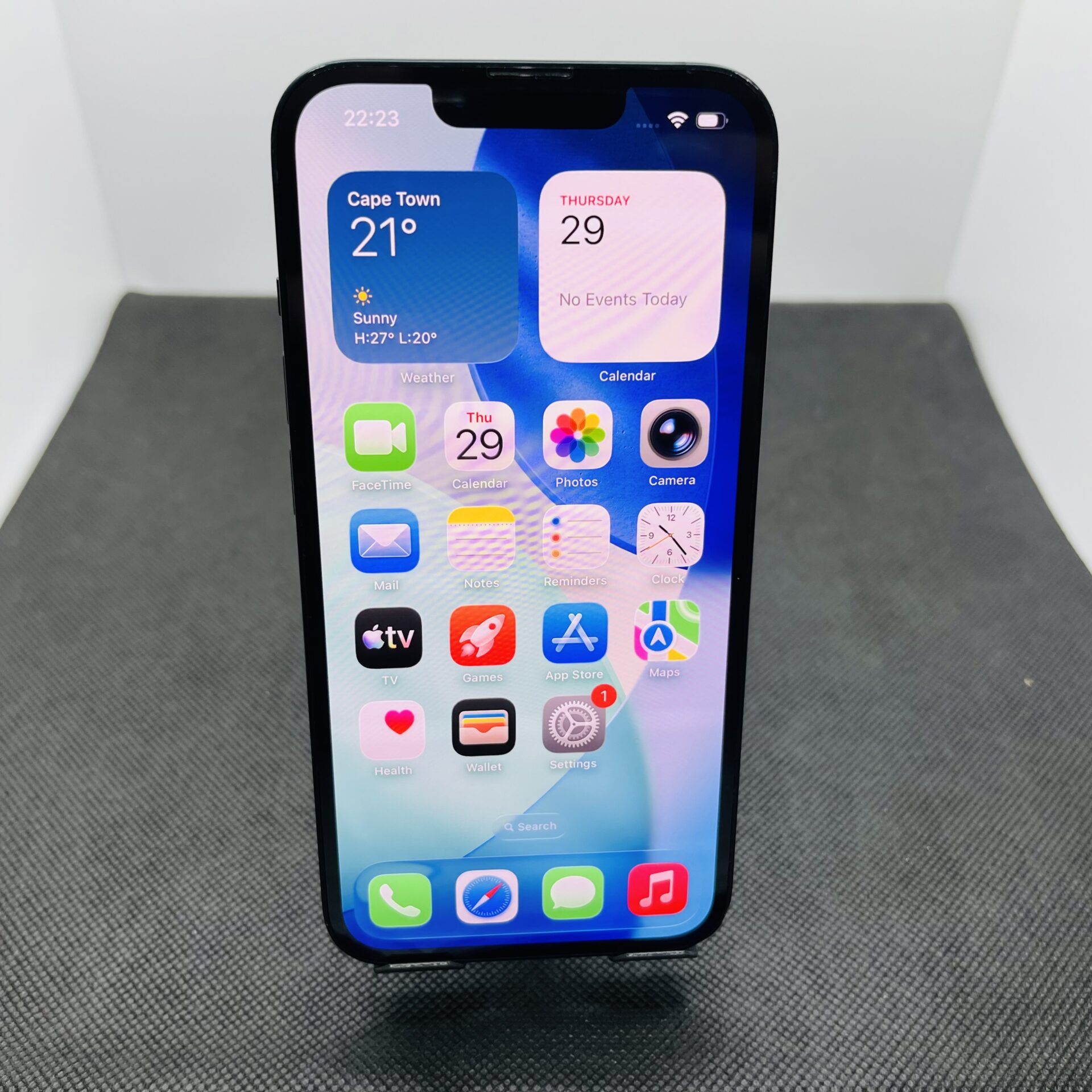 Apple iPhone 14 128GB Midnight (Grade B) - Image 2