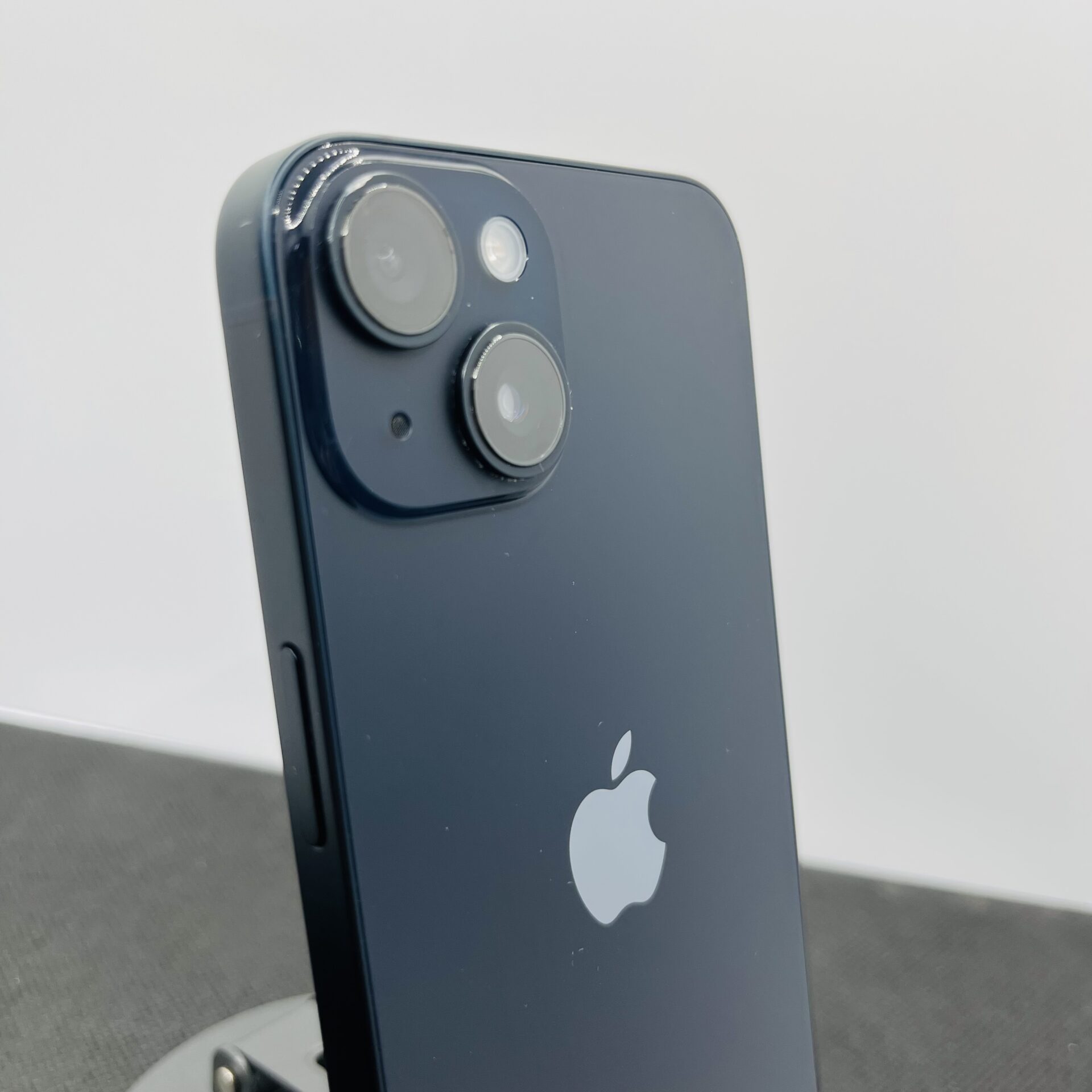 Apple iPhone 14 128GB Midnight (Grade B) - Image 9