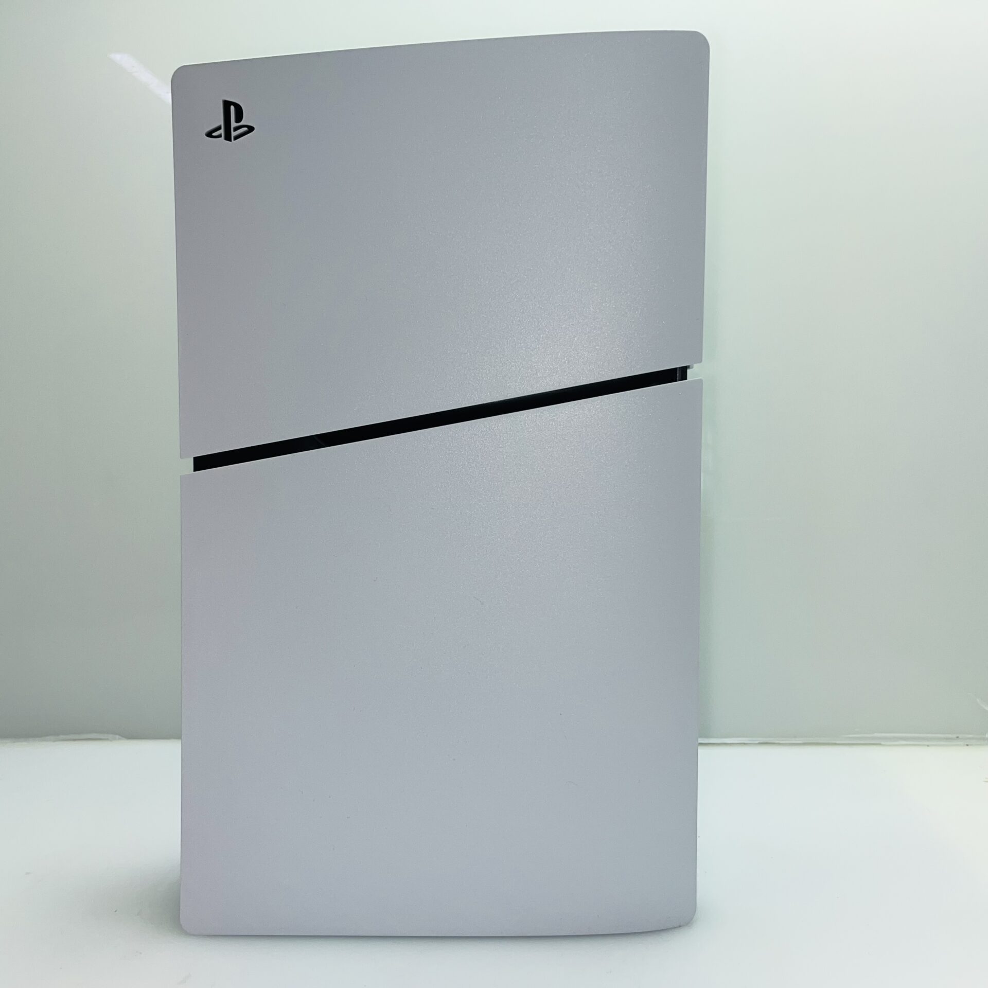 Playstation 5 Slim Physical Disk Edition 1TB White + 1 Controller + HDMI Cable + Power Cable + 1 Game (Grade A) - Image 8