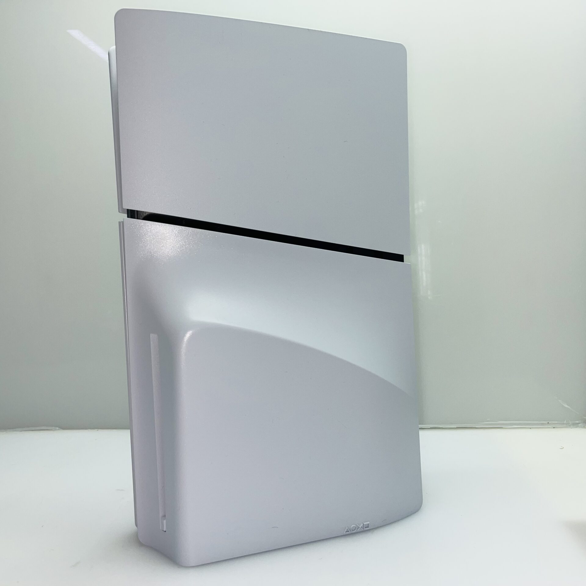 Playstation 5 Slim Physical Disk Edition 1TB White + 1 Controller + HDMI Cable + Power Cable + 1 Game (Grade A) - Image 9
