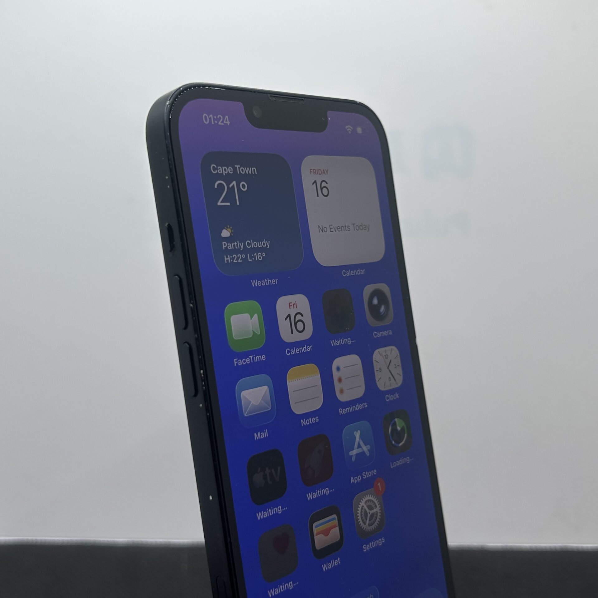 Apple iPhone 13 128GB Midnight - (Grade B) - Image 5