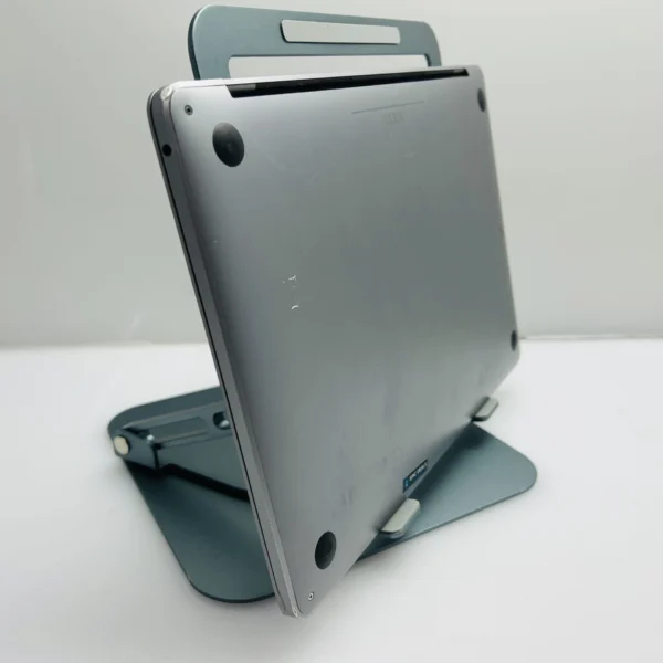 Apple MacBook Pro “M1” 13-inch 8 CPU/8 GPU 8GB RAM 512GB SSD Space