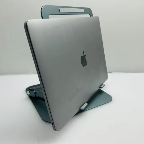 Apple MacBook Pro “M1” 13-inch 8 CPU/8 GPU 8GB RAM 512GB SSD Space