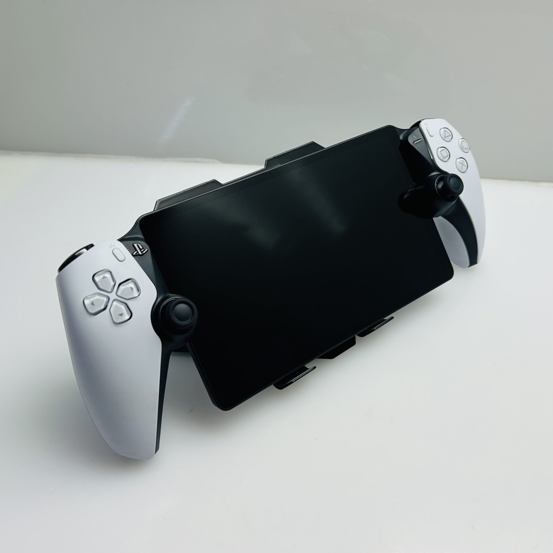 Sony PlayStation Portal White(Grade A) – (Requires Playstation 5 To Function) - Image 4
