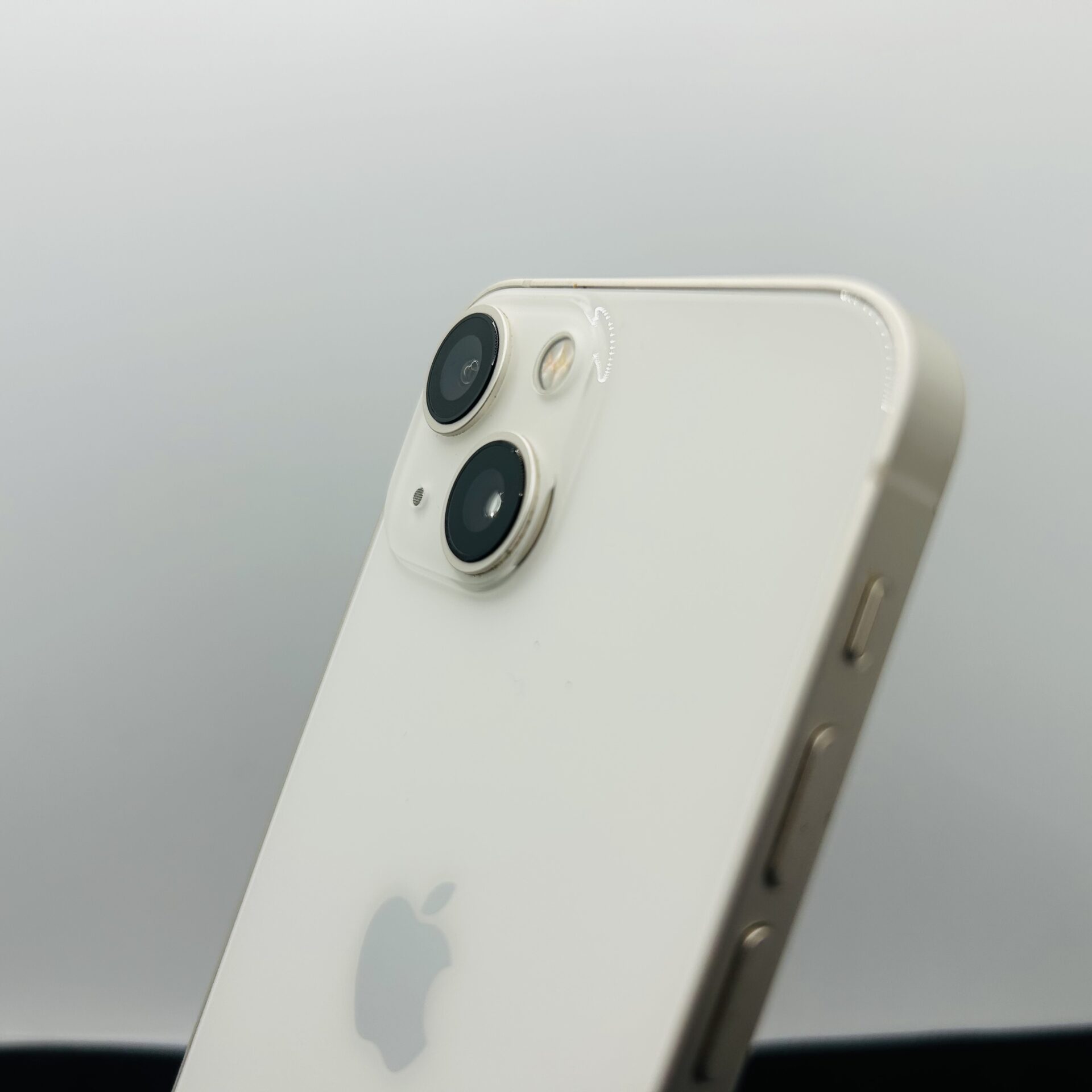 Apple iPhone 13 Mini 256GB Starlight - (Grade B) - Image 8