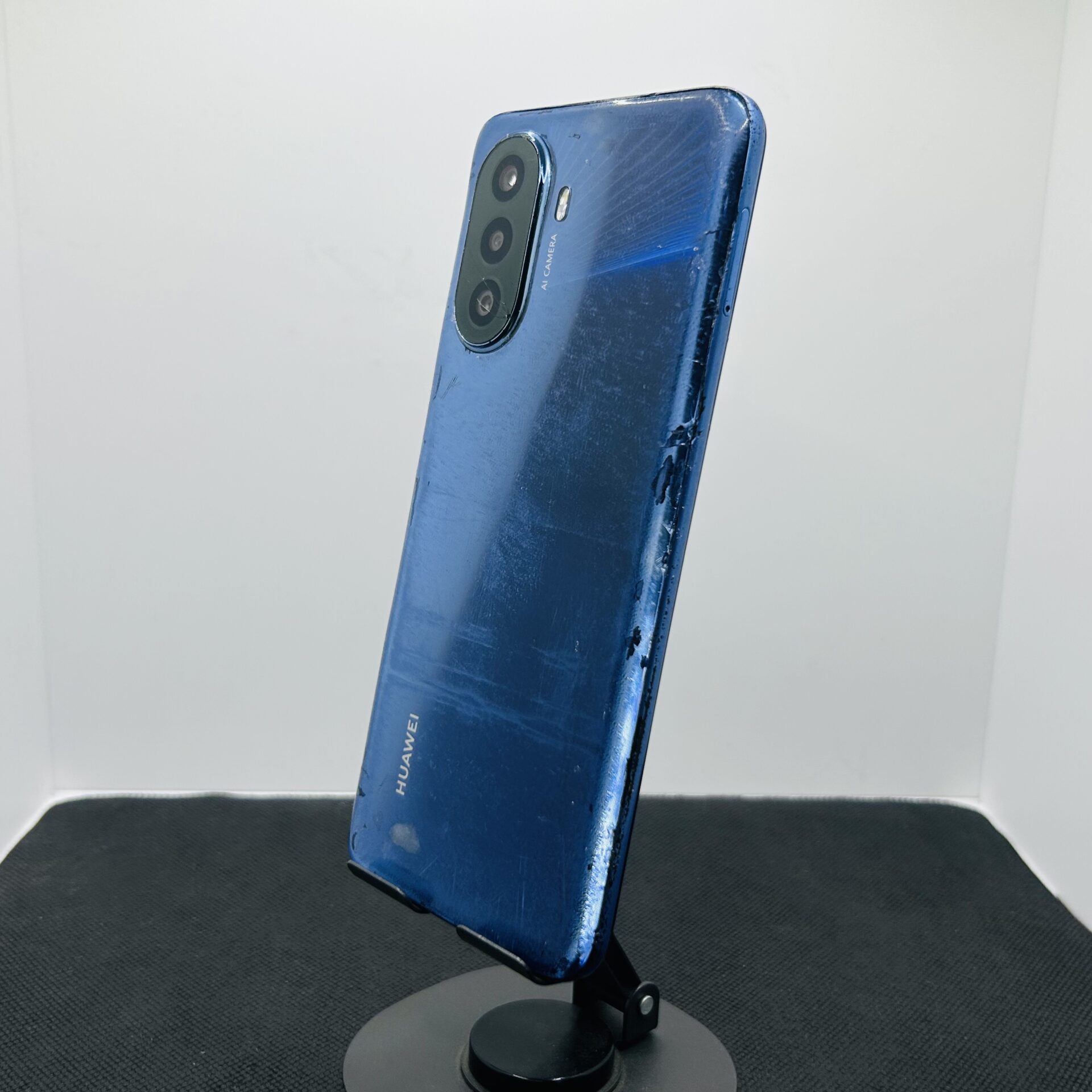 Huawei Nova Y70 Plus 128GB Crystal Blue - (Grade B) - Image 9