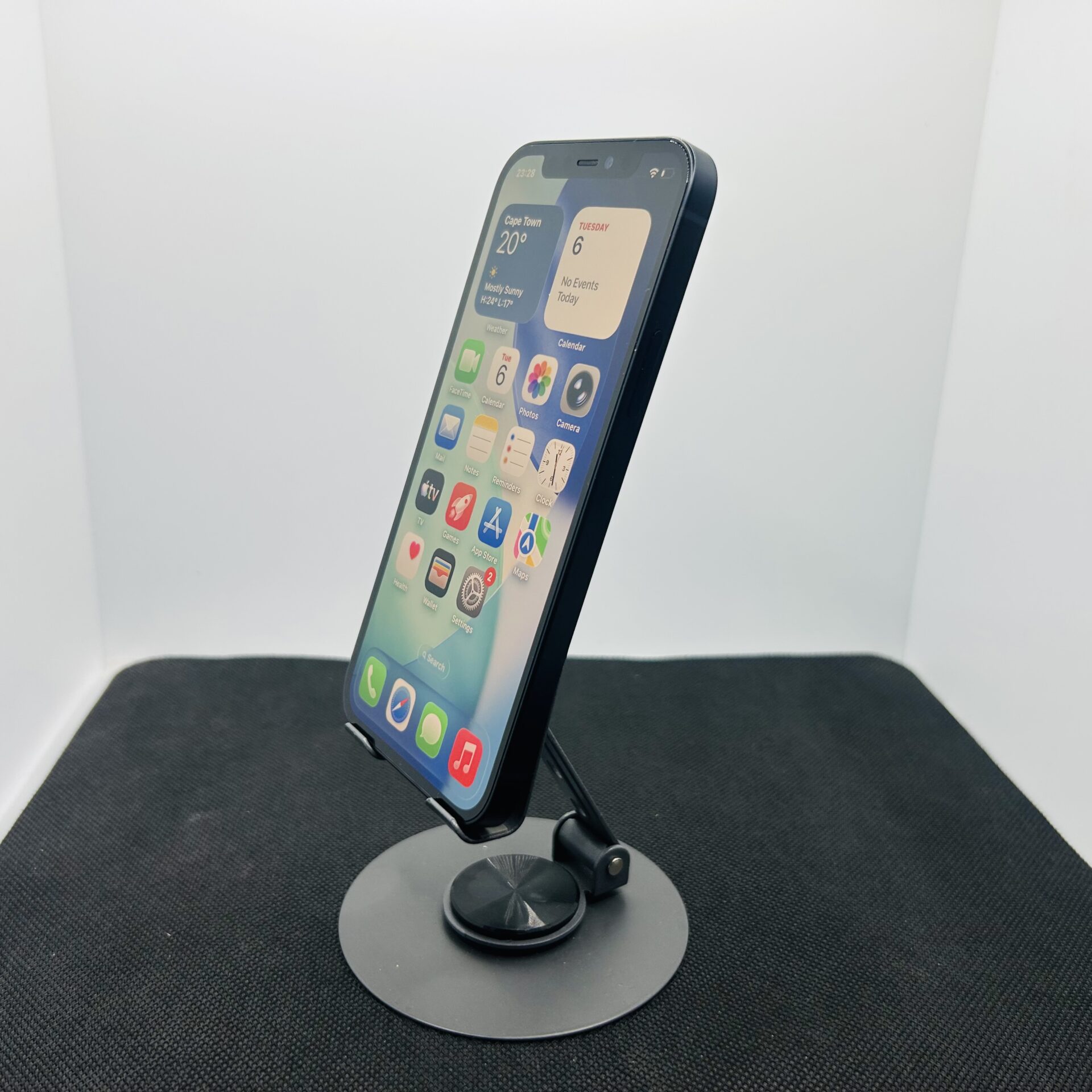 Apple iPhone 12 128GB Black – (Grade B) - Image 4