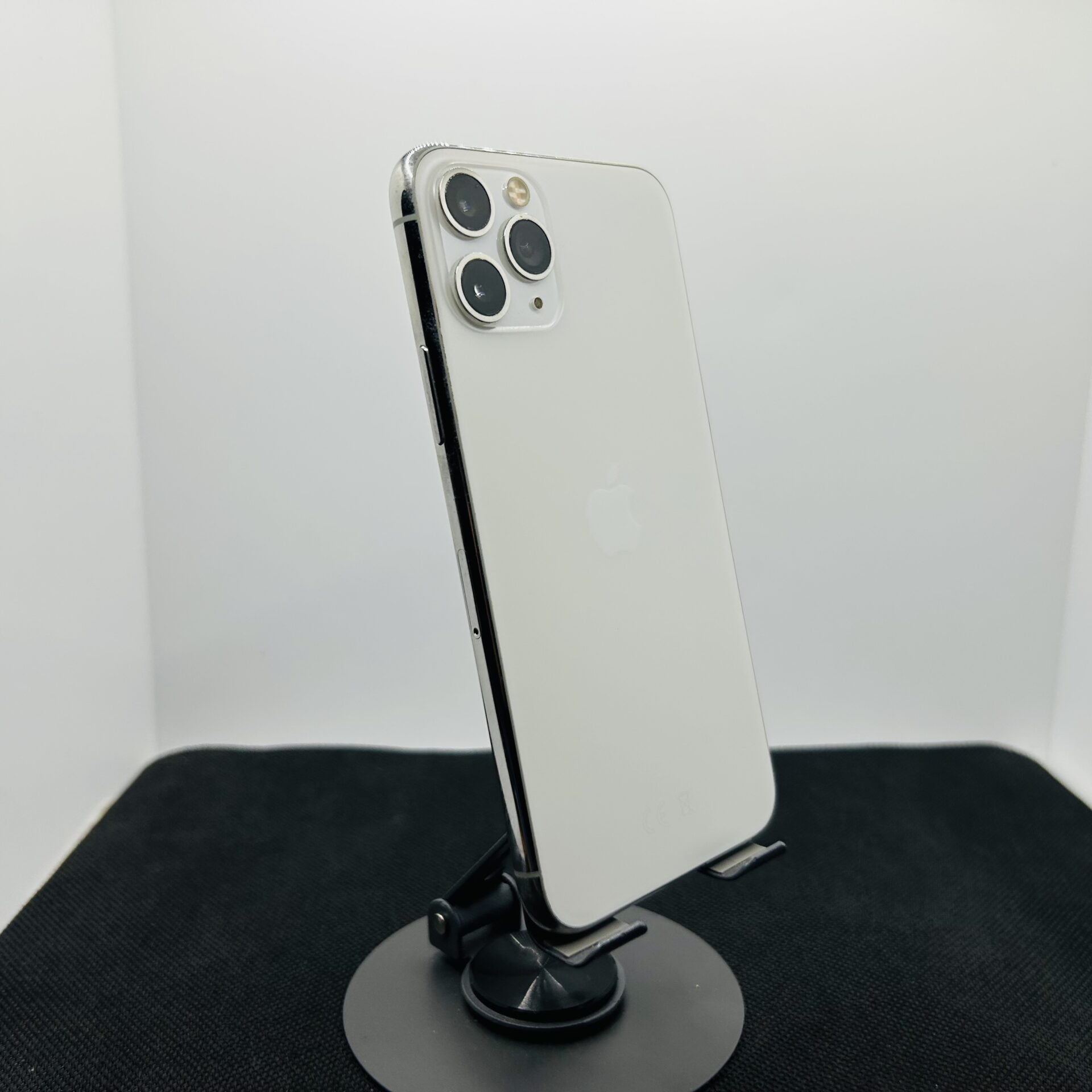 Apple iPhone 11 Pro 64GB Silver - (Grade B) - Image 5