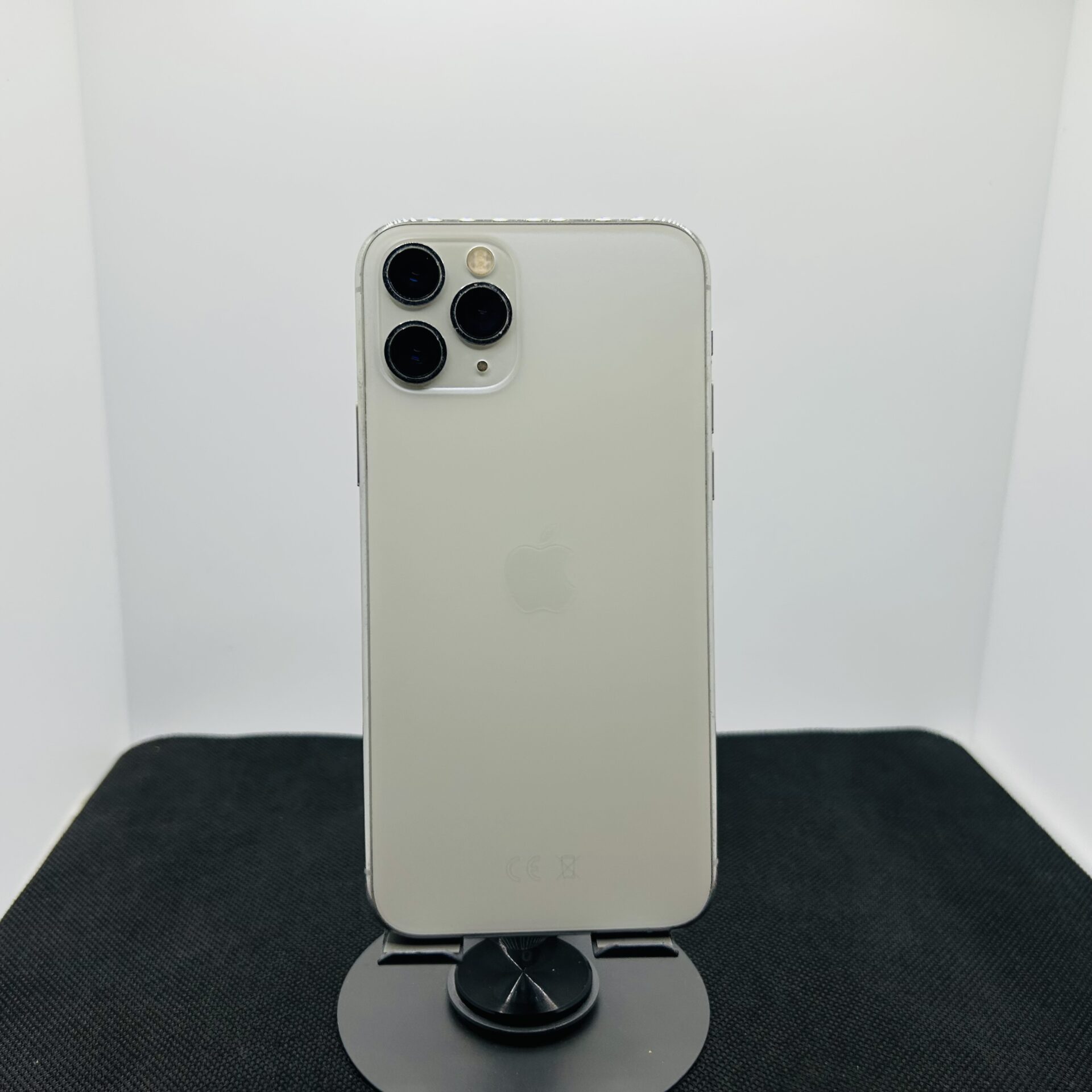Apple iPhone 11 Pro 64GB Silver - (Grade B) - Image 6