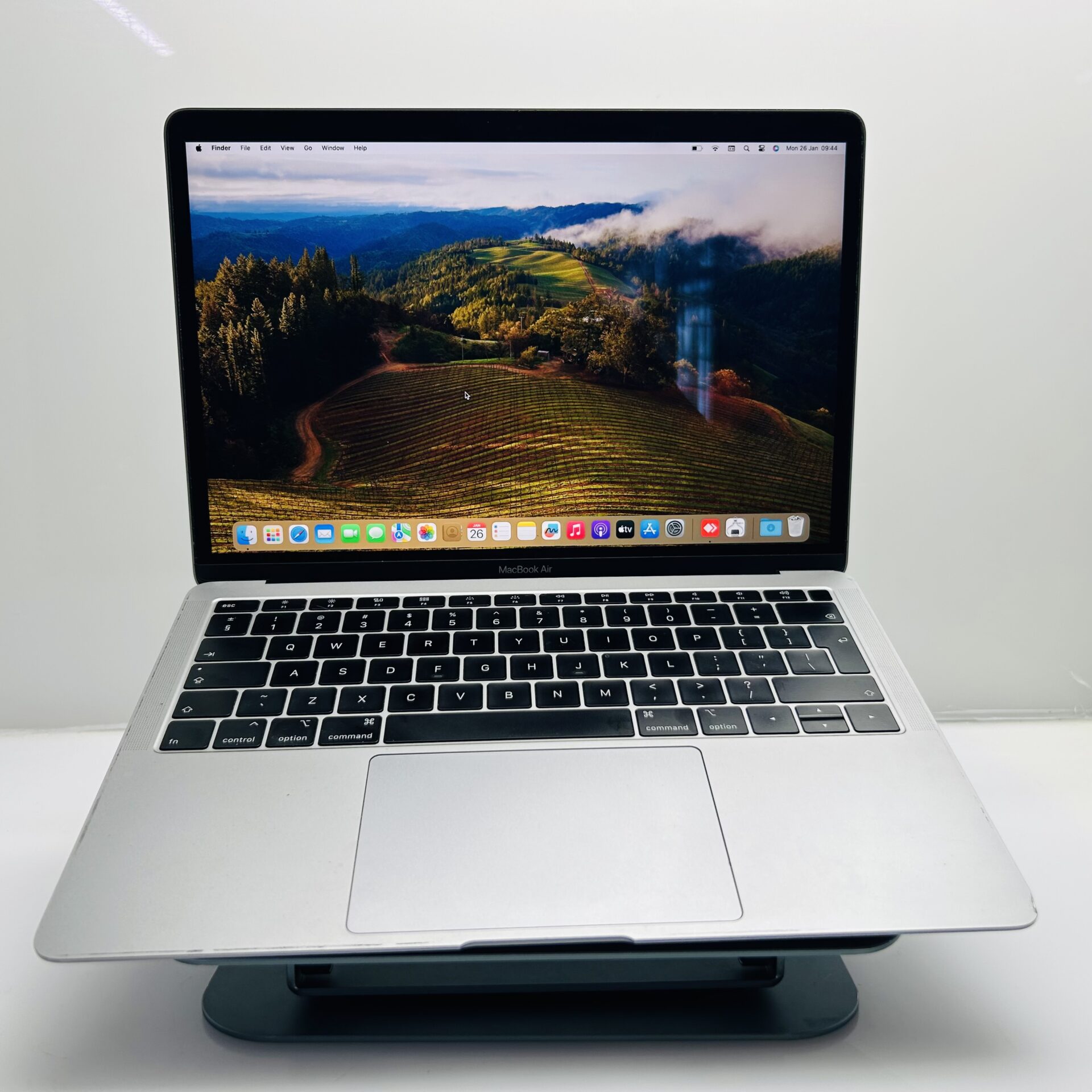 Buy Used Apple MacBook Air 13-Inch “Core i5” 1.60GHz (Retina, 2018