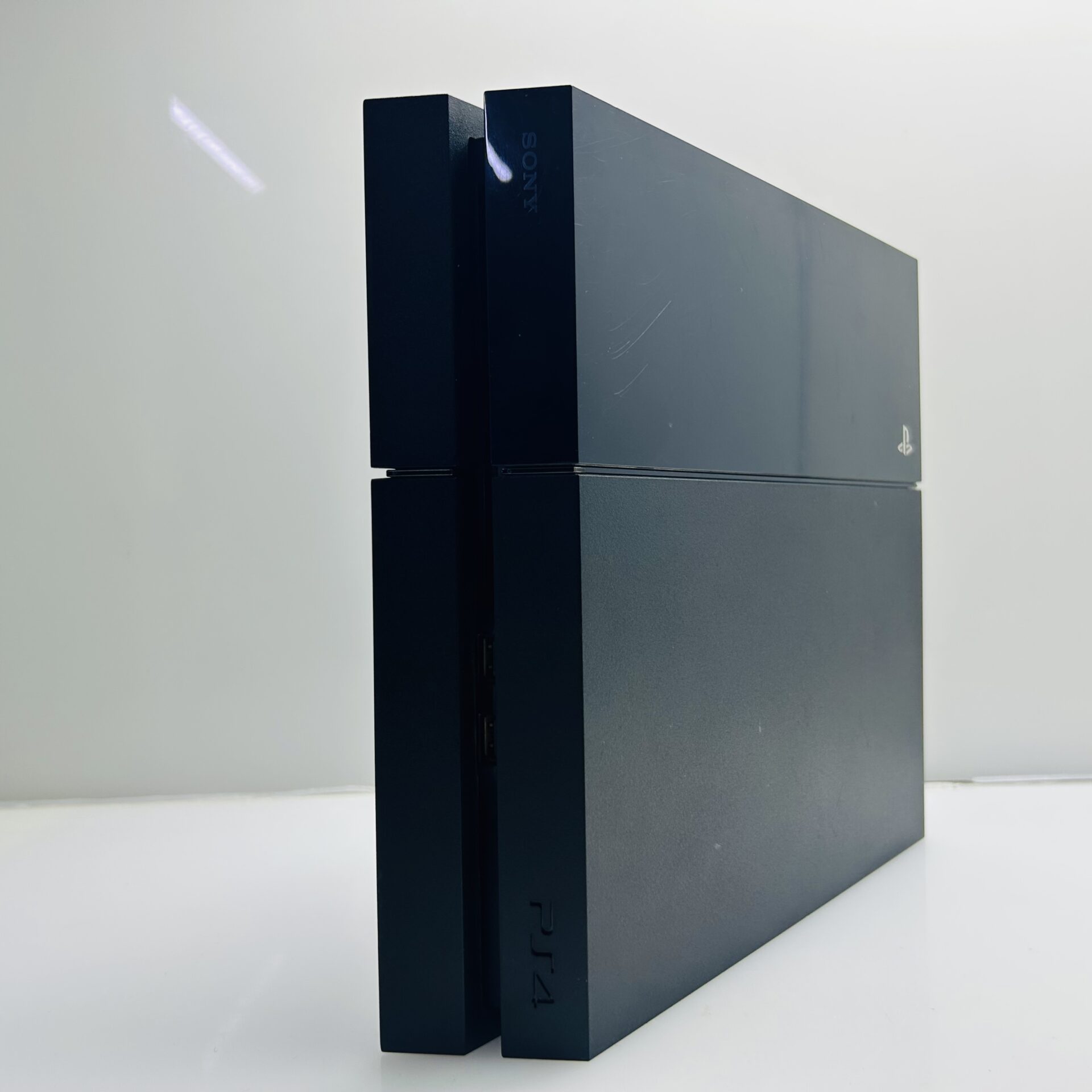 PlayStation 4 Original Black 500GB + 1 Controller + HDMI Cable +