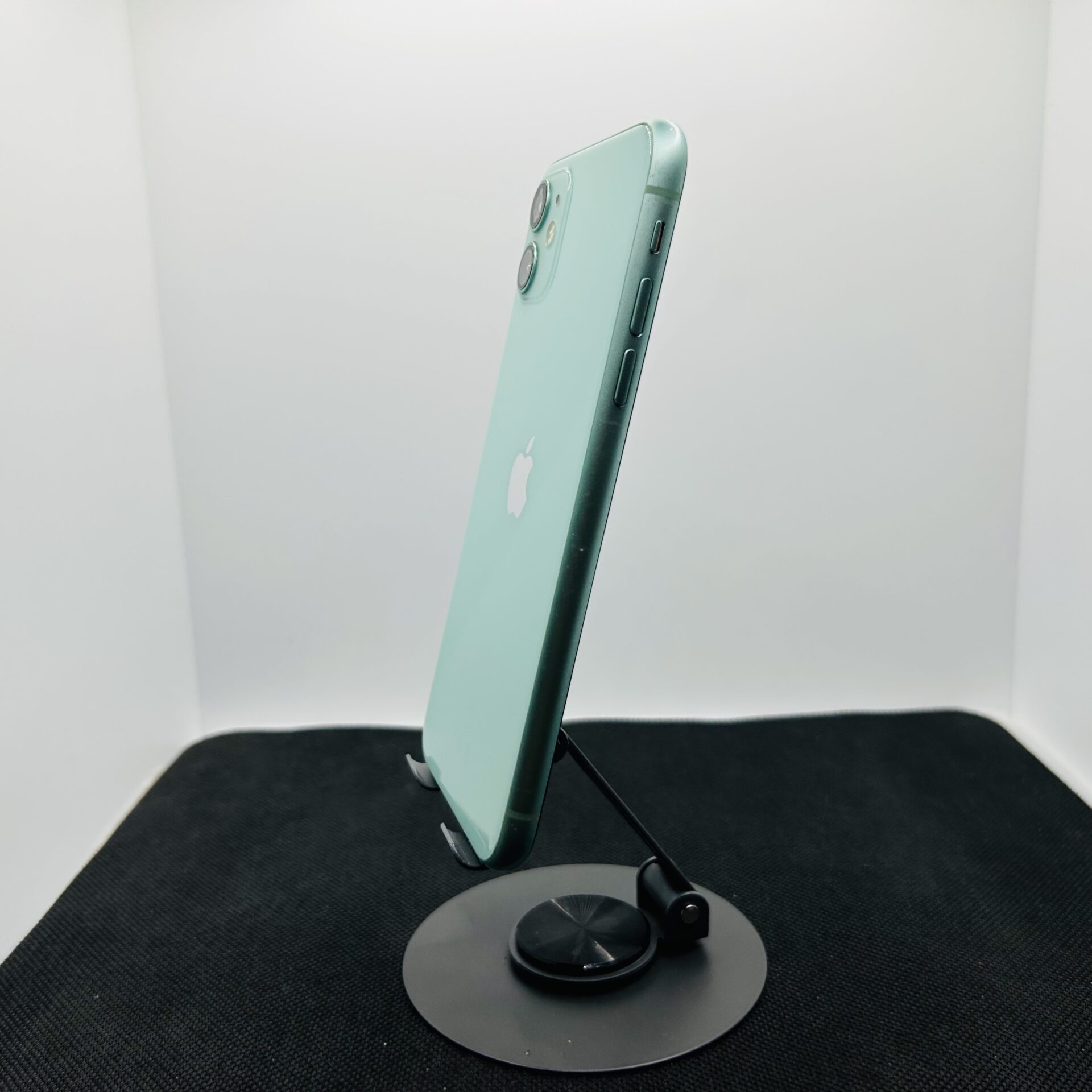 Apple iPhone 11 256GB Green (Grade B) - No Face ID - Image 10