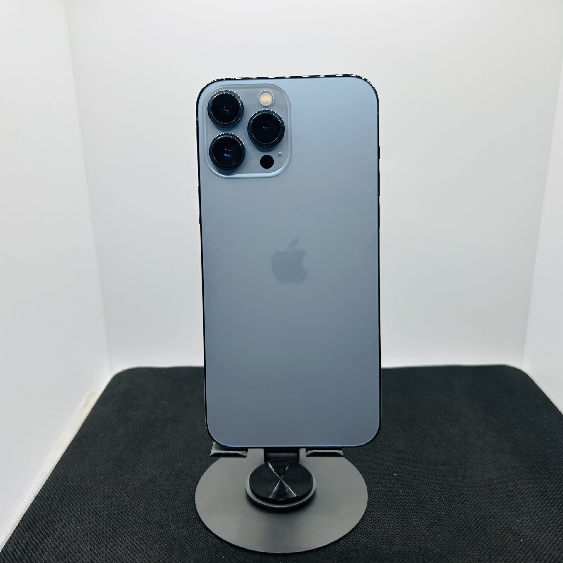 Apple iPhone 13 Pro Max 128GB Sierra Blue - (Grade B) - Image 6