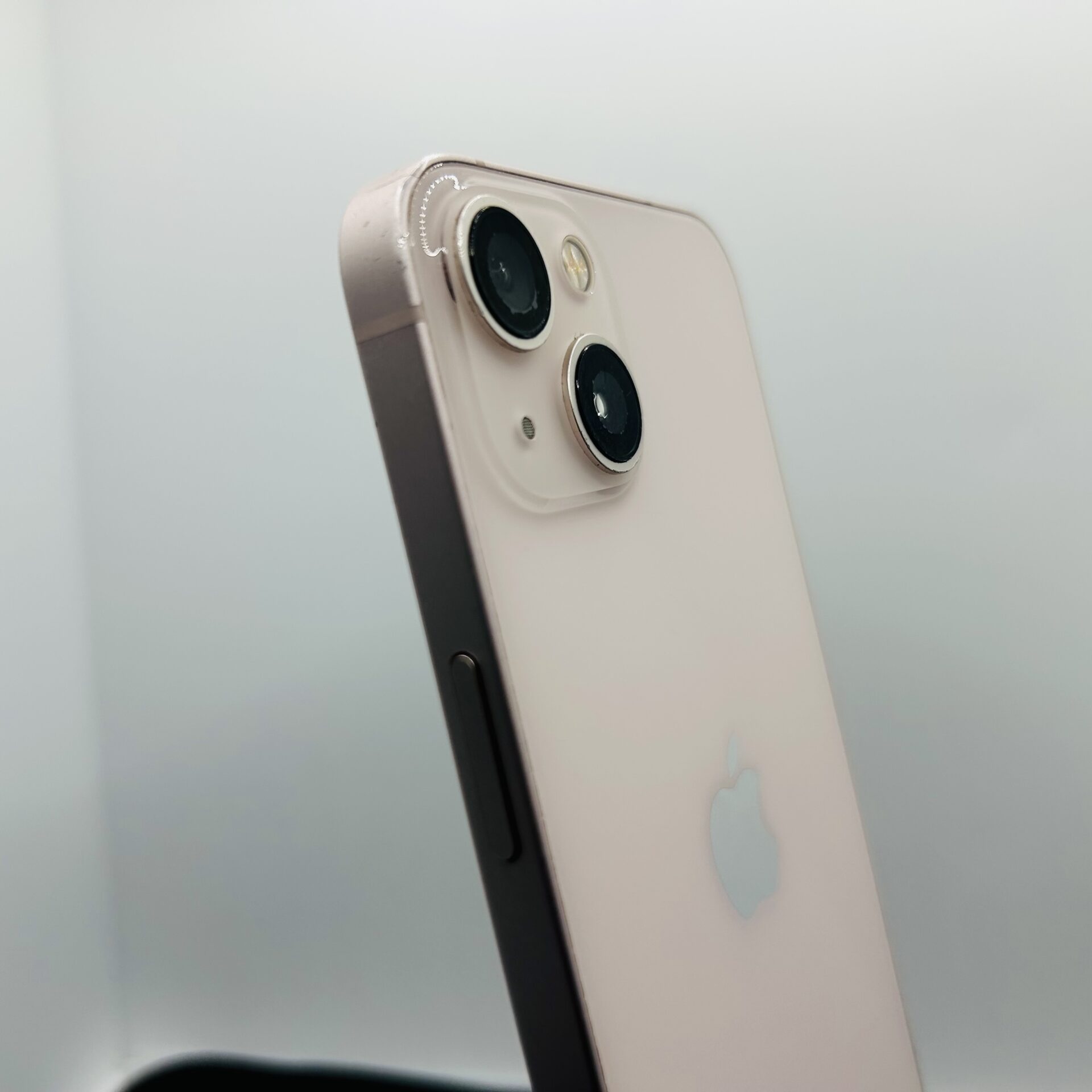 Apple iPhone 13 128GB Pink (Grade B) - No Face ID - Image 6