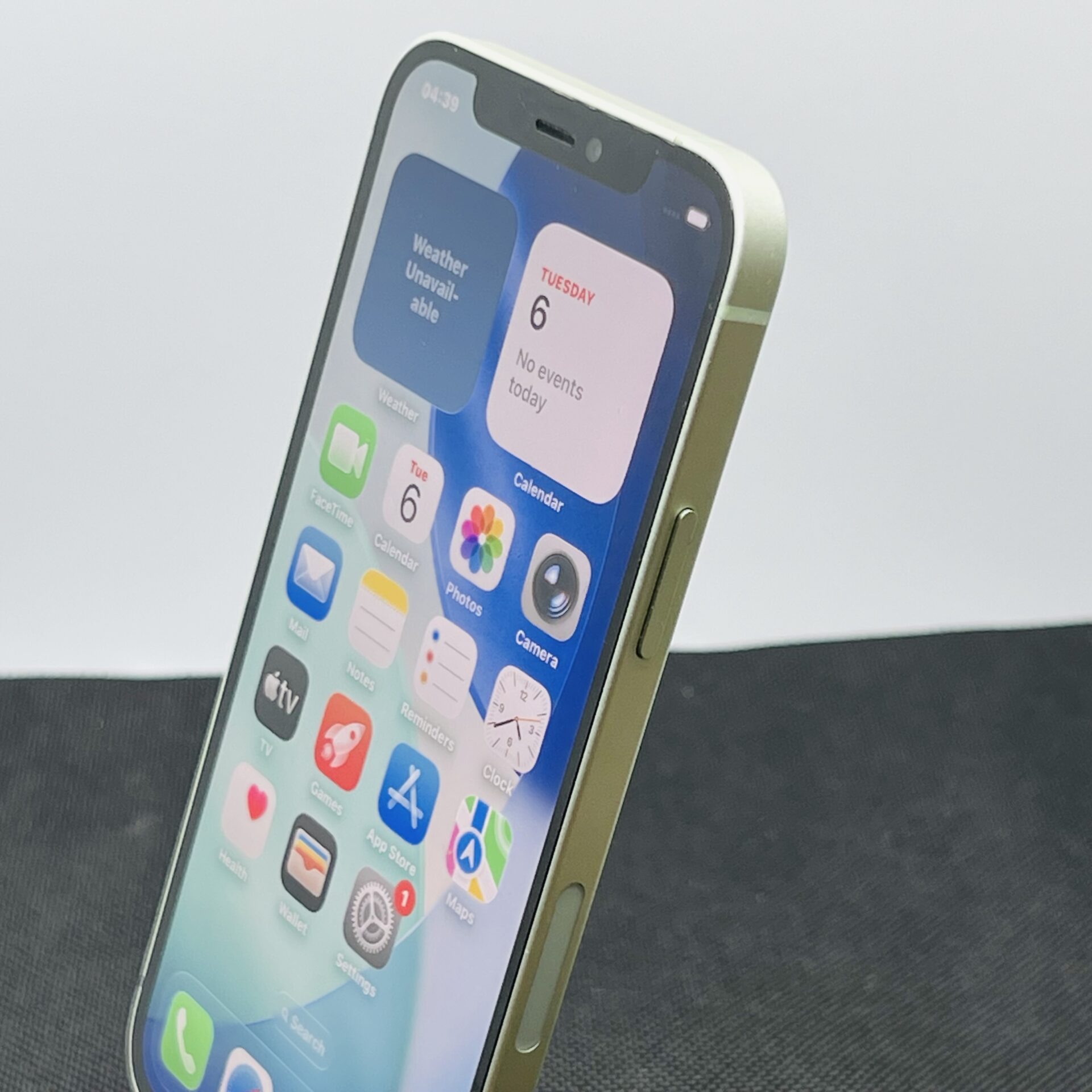 Apple iPhone 12 64GB Green – (Grade B) - Image 6