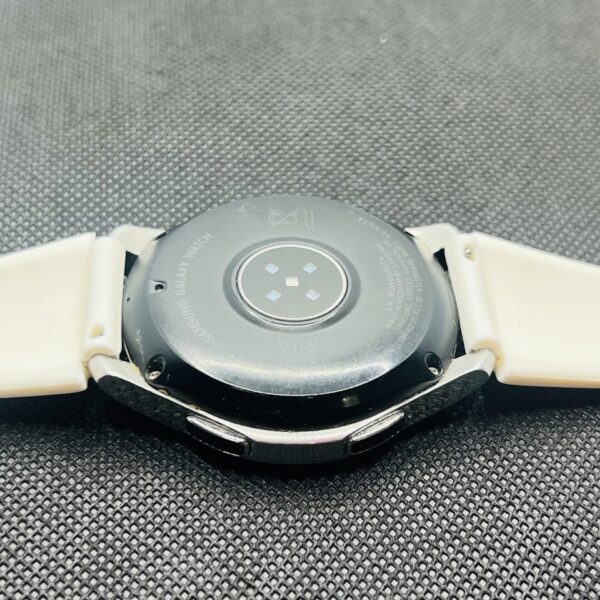 Galaxy Watch (SM-R800) 46mm Silver (Grade B) - With White Straps - Image 6