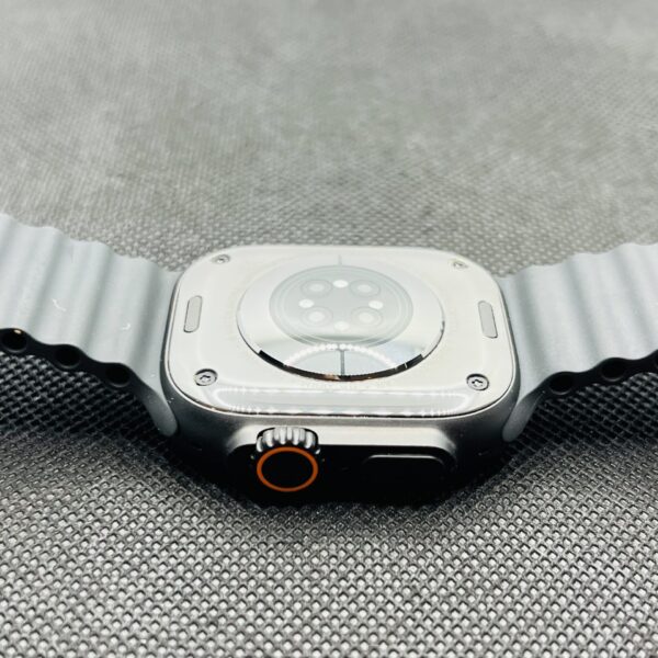 Apple Watch Ultra 3 49mm LTE Black Titanium - (Grade A) - Image 6