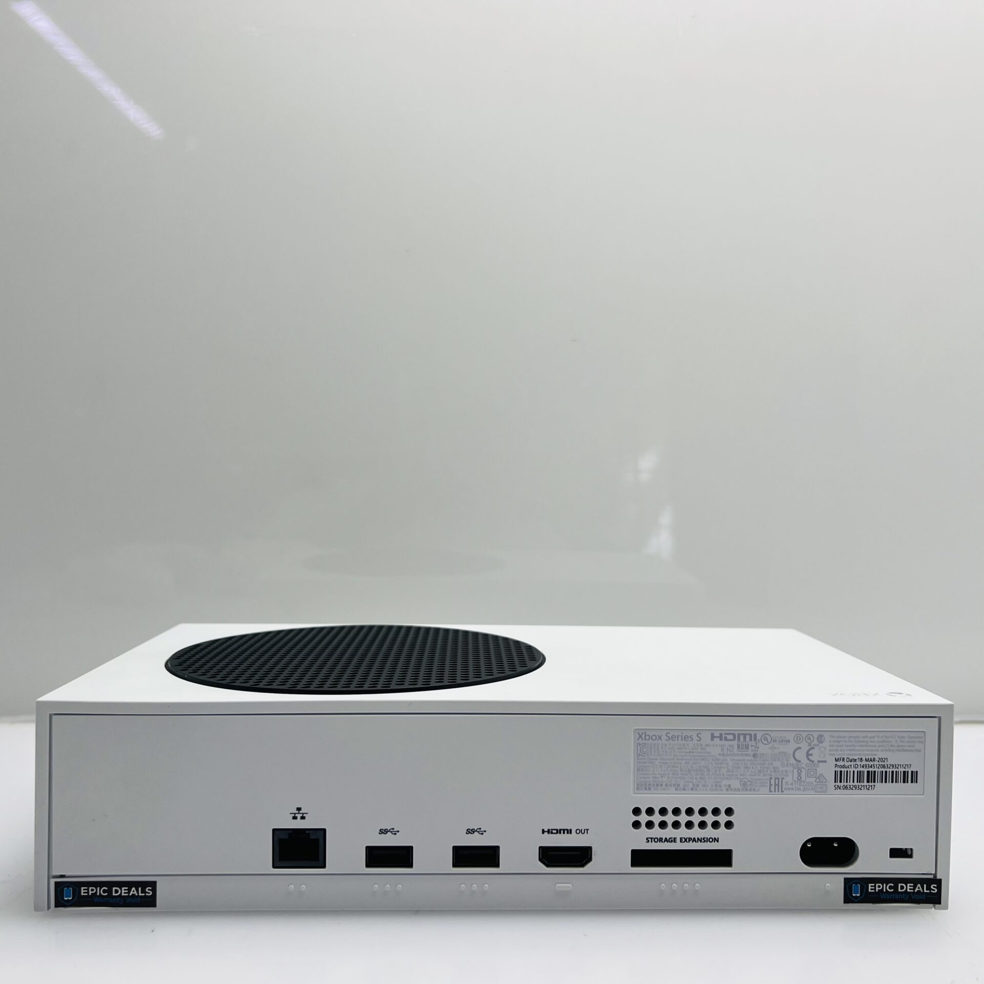 Xbox Series S 512GB White + 2 Controllers + 1 Power Cable + 1 HDMI Cable (Grade B) - Image 6