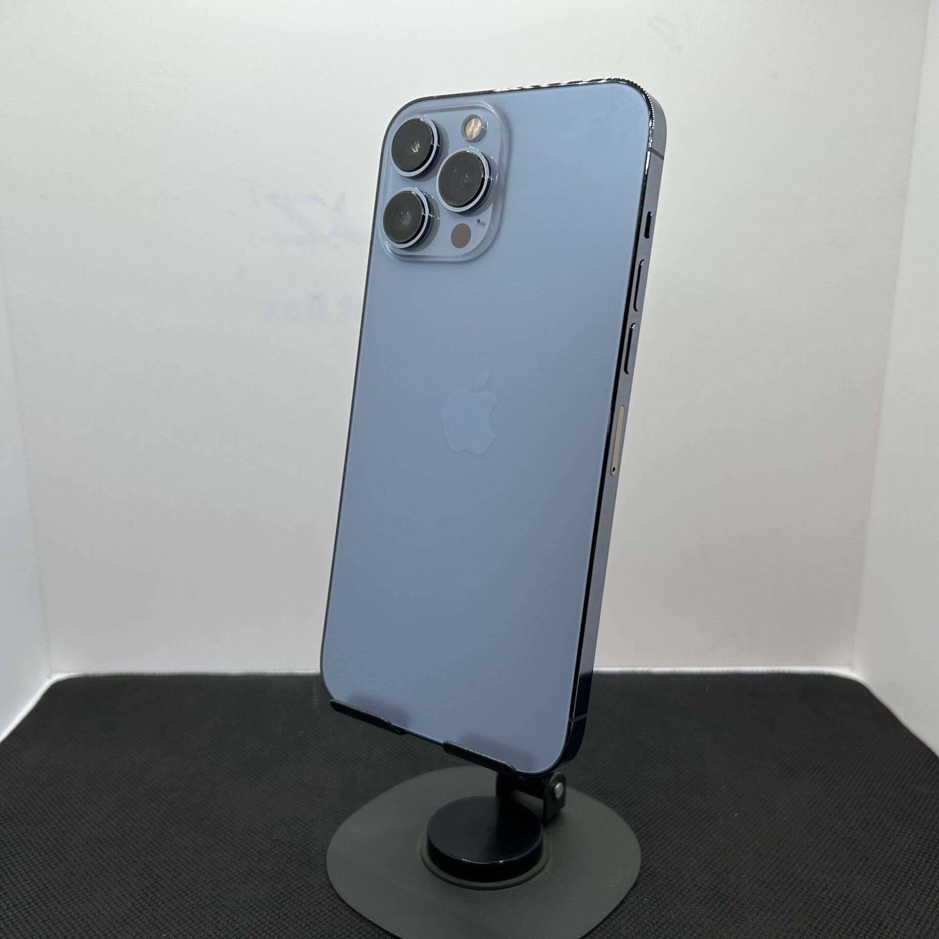 Apple iPhone 13 Pro Max 512GB Sierra Blue - (Grade B - Image 10