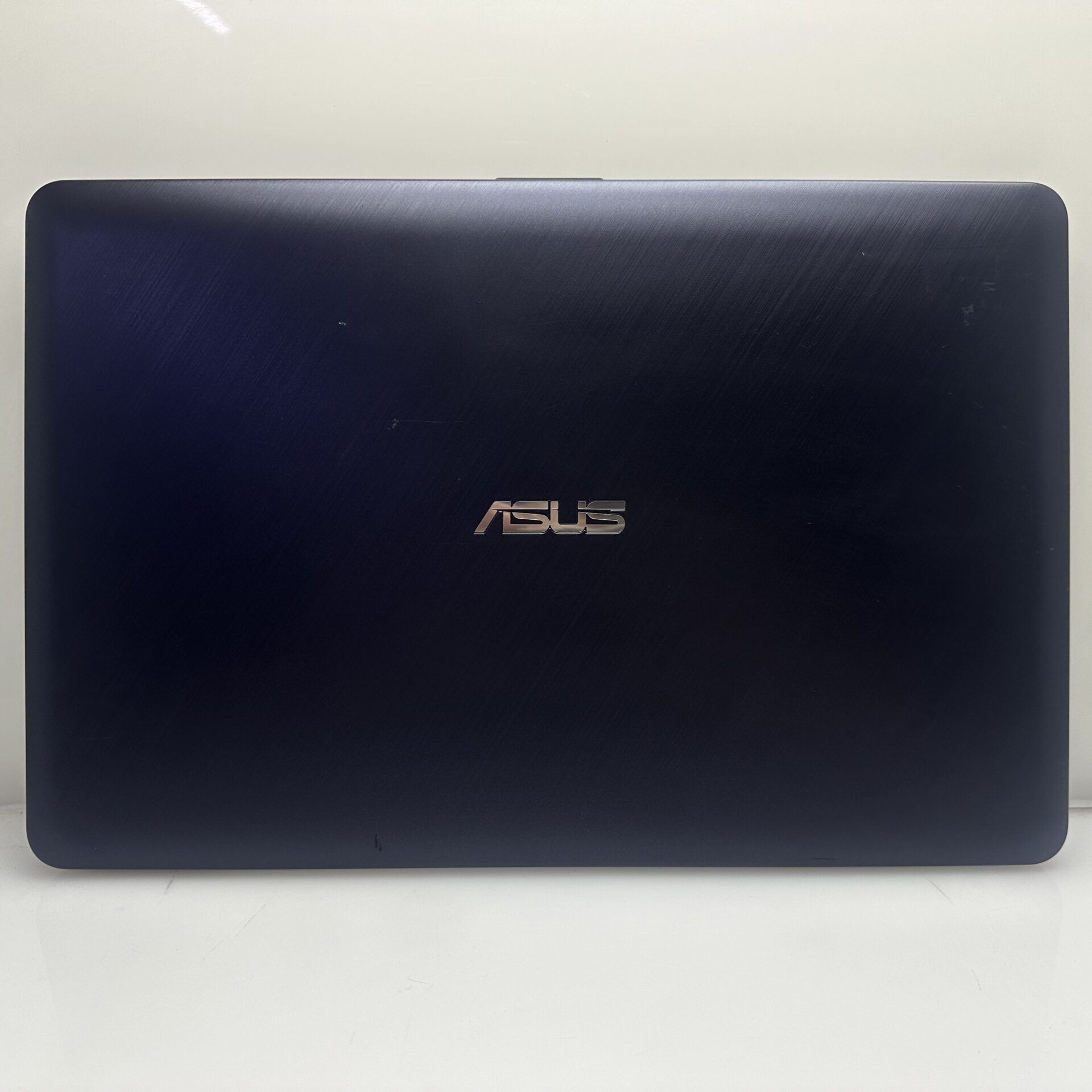 Asus VivoBook X543M “Celeron N4020” 1.10GHz 4GB RAM 256GB SSD Black/Blue - (Grade B) - Image 9