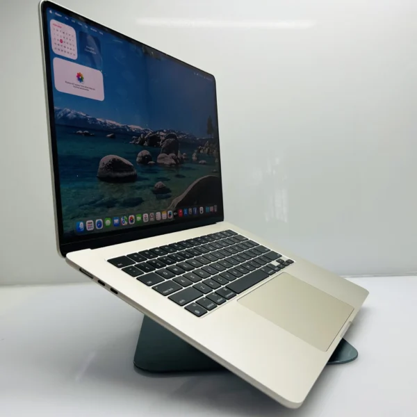 Apple MacBook Air 13-Inch “M3” 8 CPU/ 10 GPU (2024) 16GB RAM 512GB