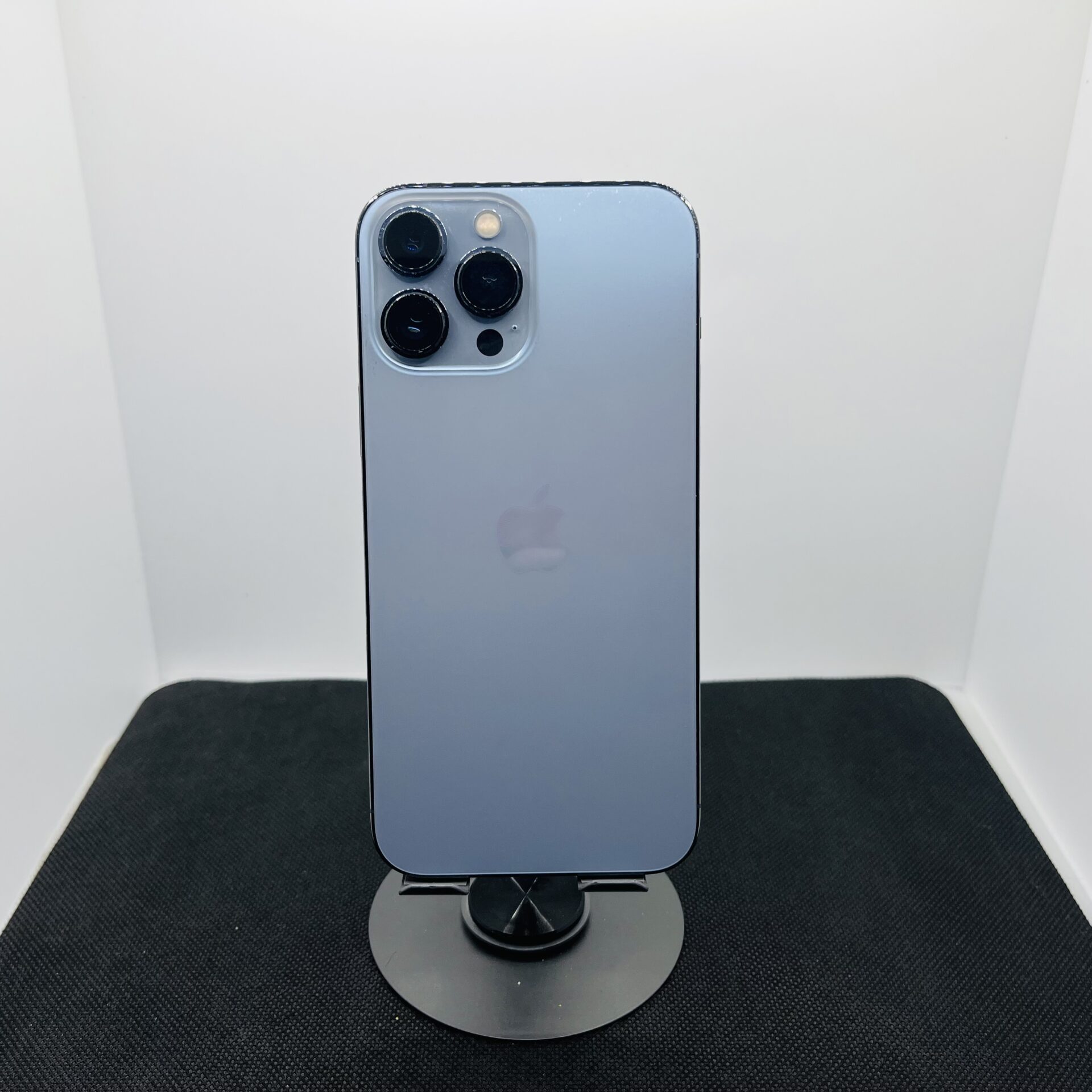 Apple iPhone 13 Pro Max 128GB Sierra Blue - (Grade B) - Image 6