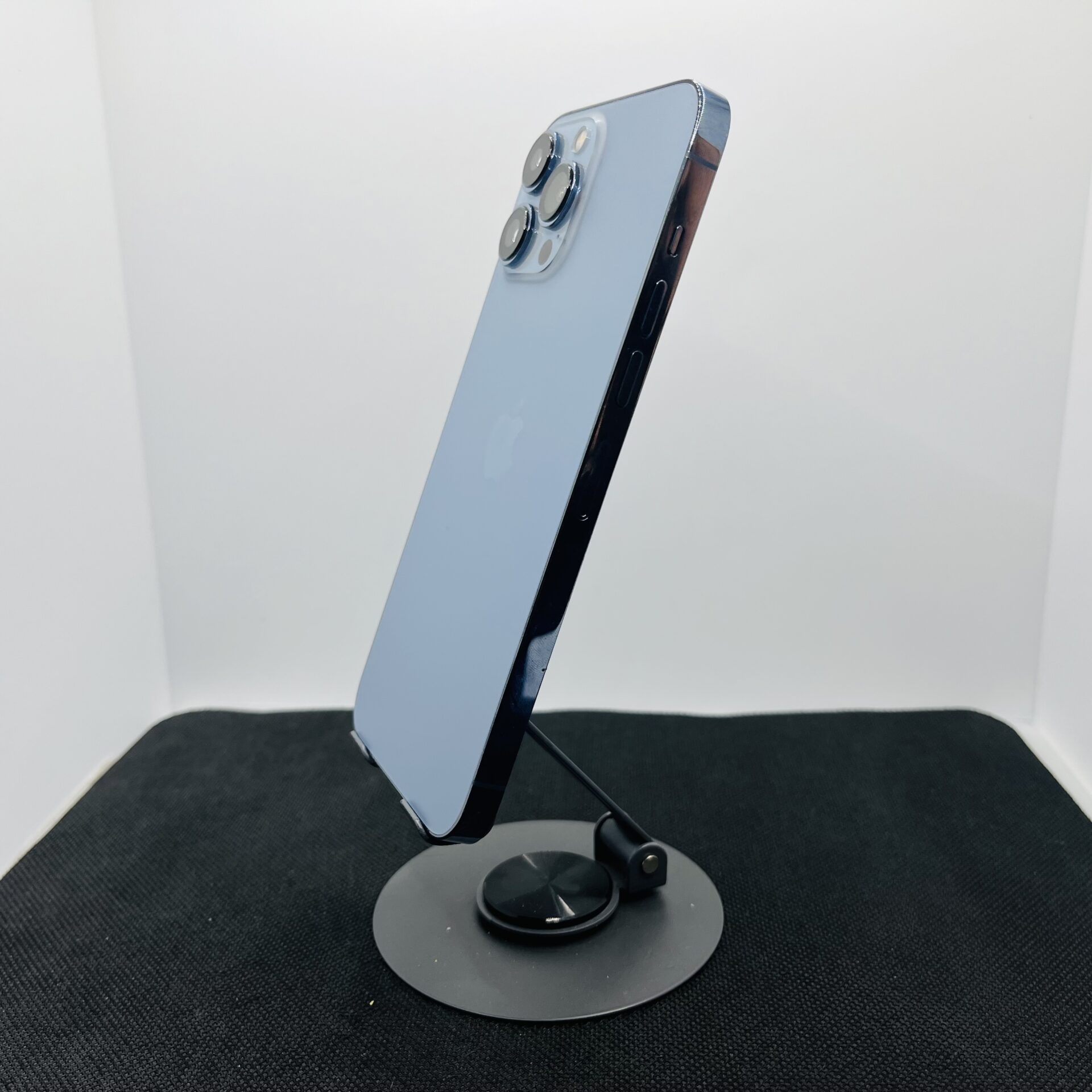 Apple iPhone 13 Pro Max 128GB Sierra Blue - (Grade B) - Image 7