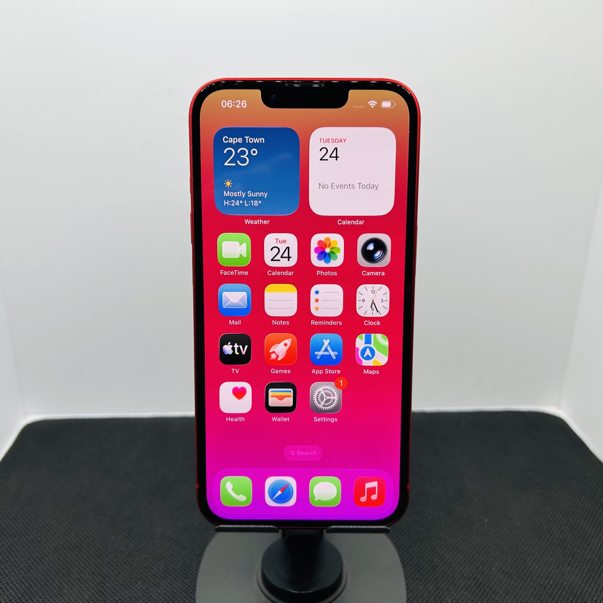 Apple iPhone 13 128GB Product Red - (Grade B) - Image 5