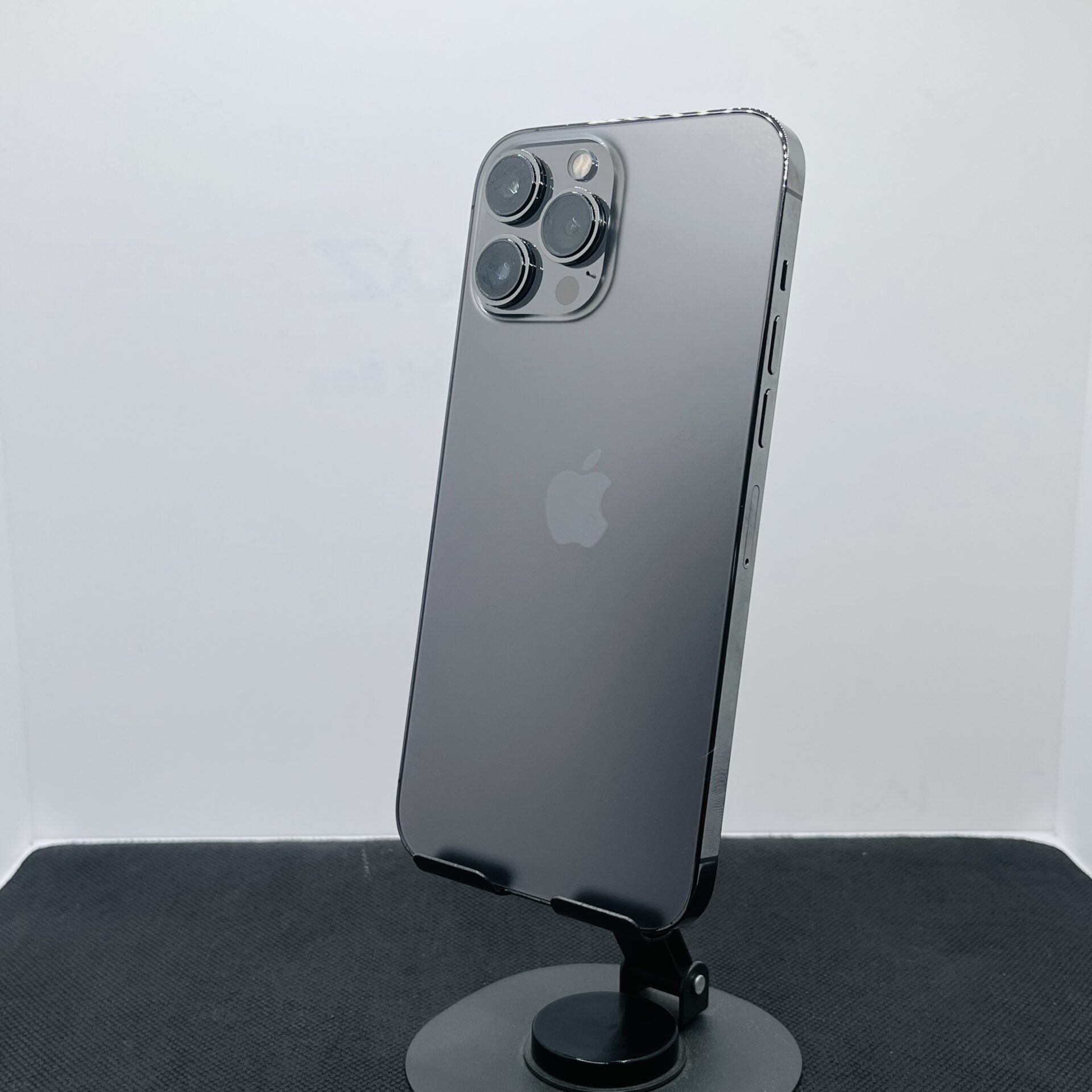 Apple iPhone 15 Pro 128GB Black - (Grade B) - Image 10