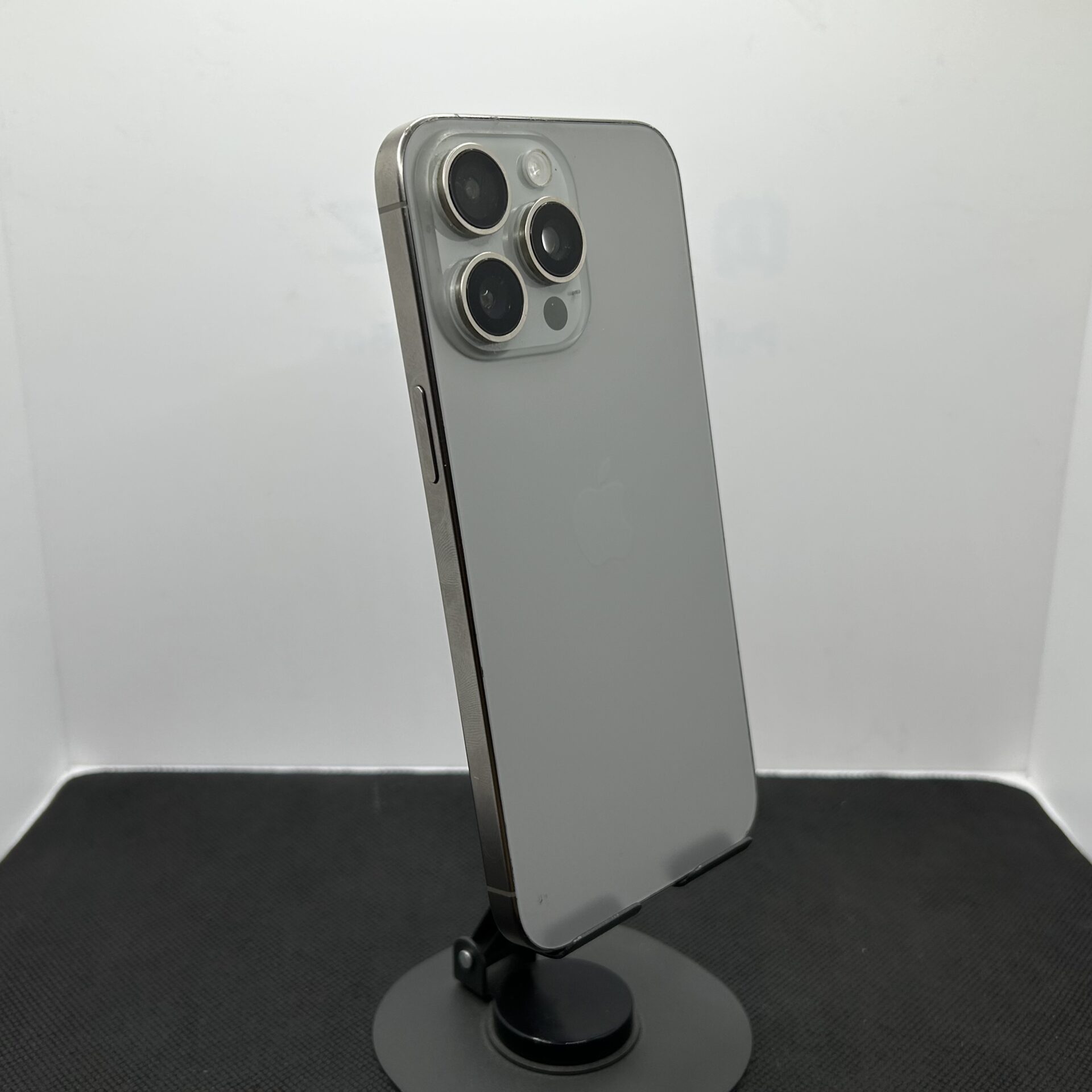 SALE: Apple iPhone 15 Pro Max 512GB Natural Titanium (Condition: Good) - No Face ID - Image 10