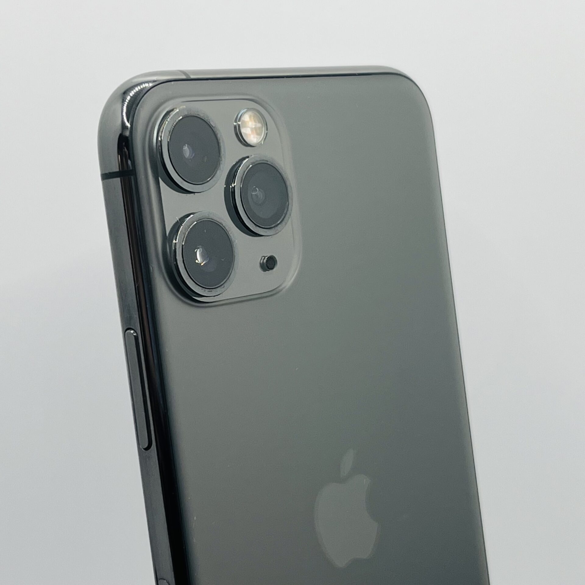 Apple iPhone 11 Pro 256GB Space Gray - (Grade B) | Epic Deals SA