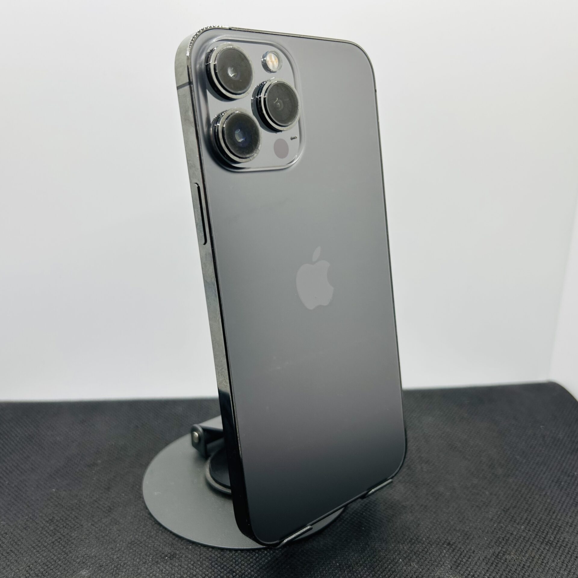 Apple iPhone 13 Pro Max 128GB Graphite (Grade B) | Epic Deals SA