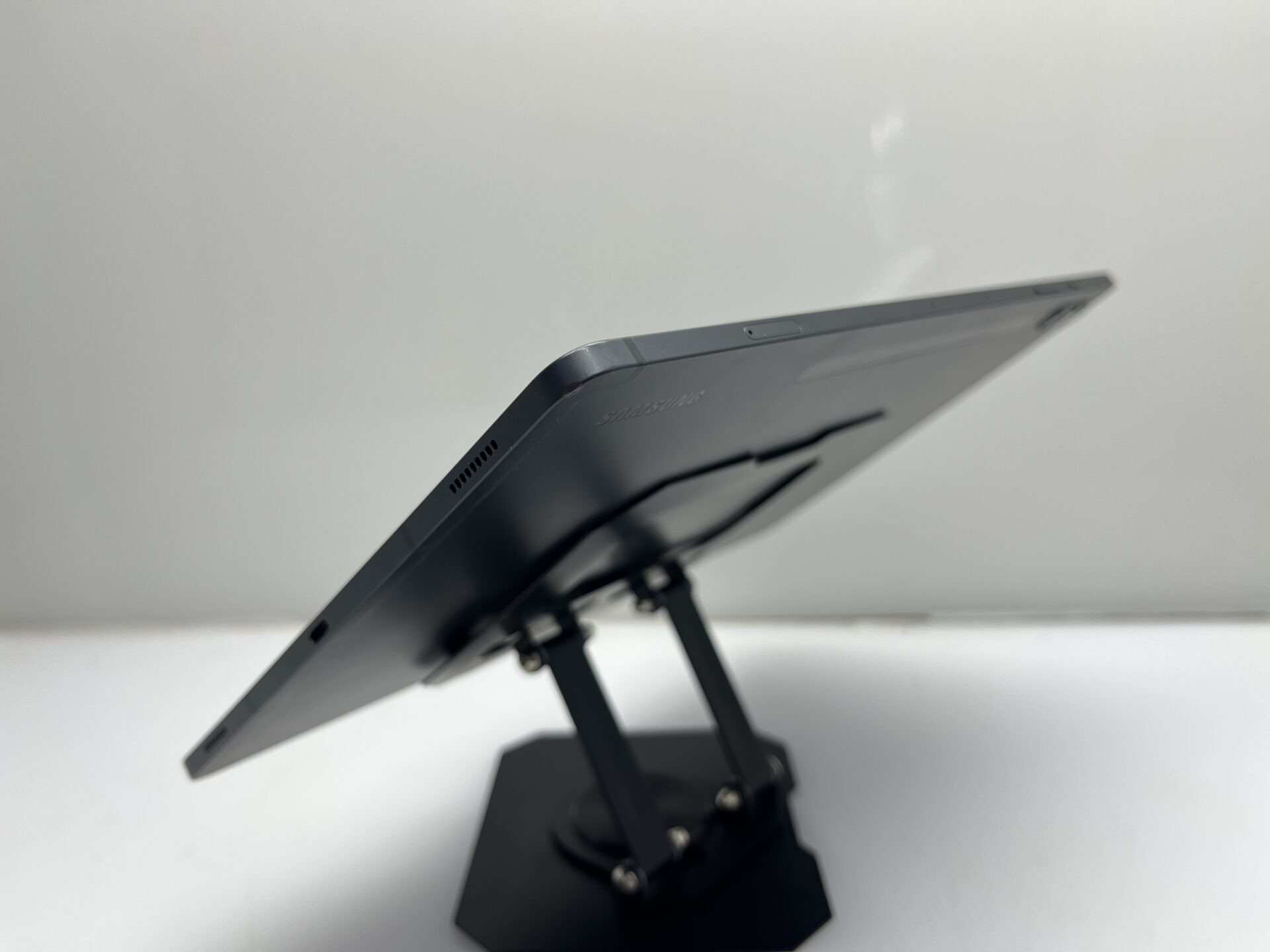 SALE: Samsung Galaxy Tab S9 Plus 256GB Graphite - (Condition: Good) - Image 9