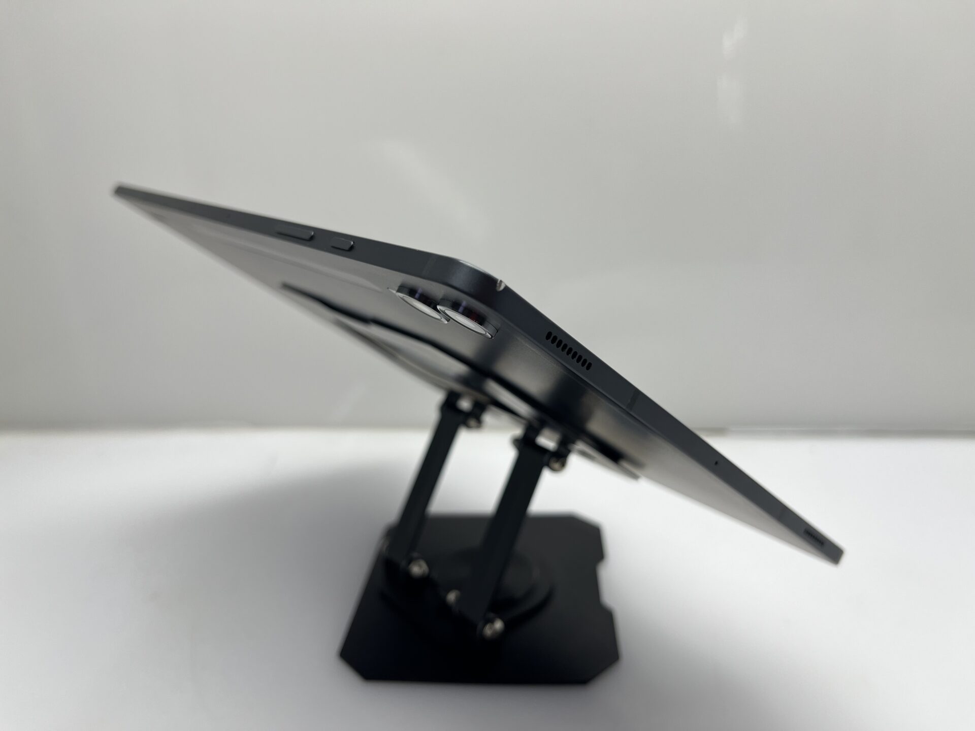 SALE: Samsung Galaxy Tab S9 Plus 256GB Graphite - (Condition: Good) - Image 10