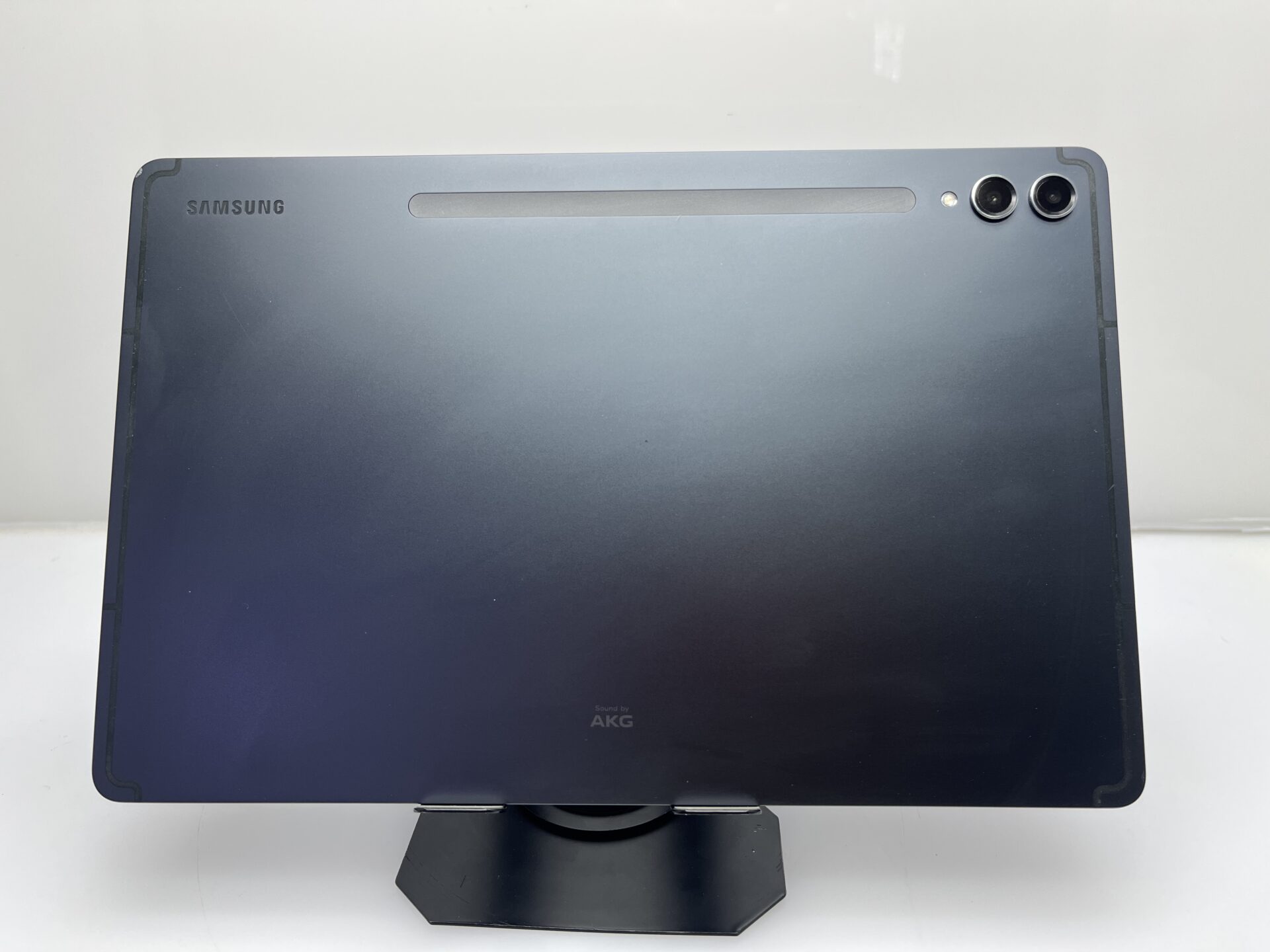SALE: Samsung Galaxy Tab S9 Plus 256GB Graphite - (Condition: Good) - Image 7