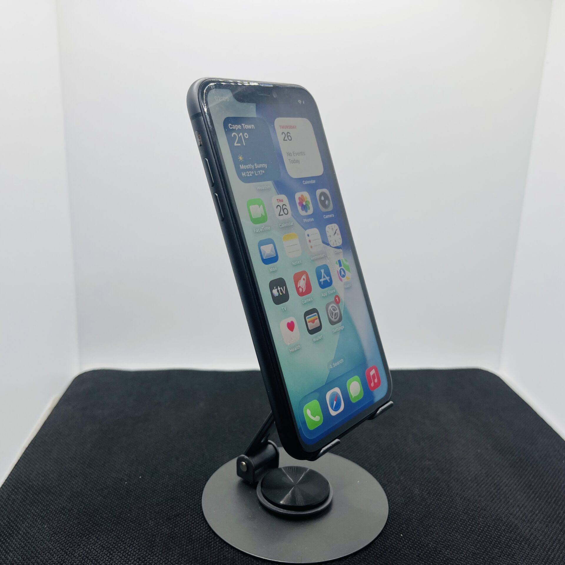 Apple iPhone 11 64GB Black (Grade B) - Bright Spots And No Face ID - Image 2