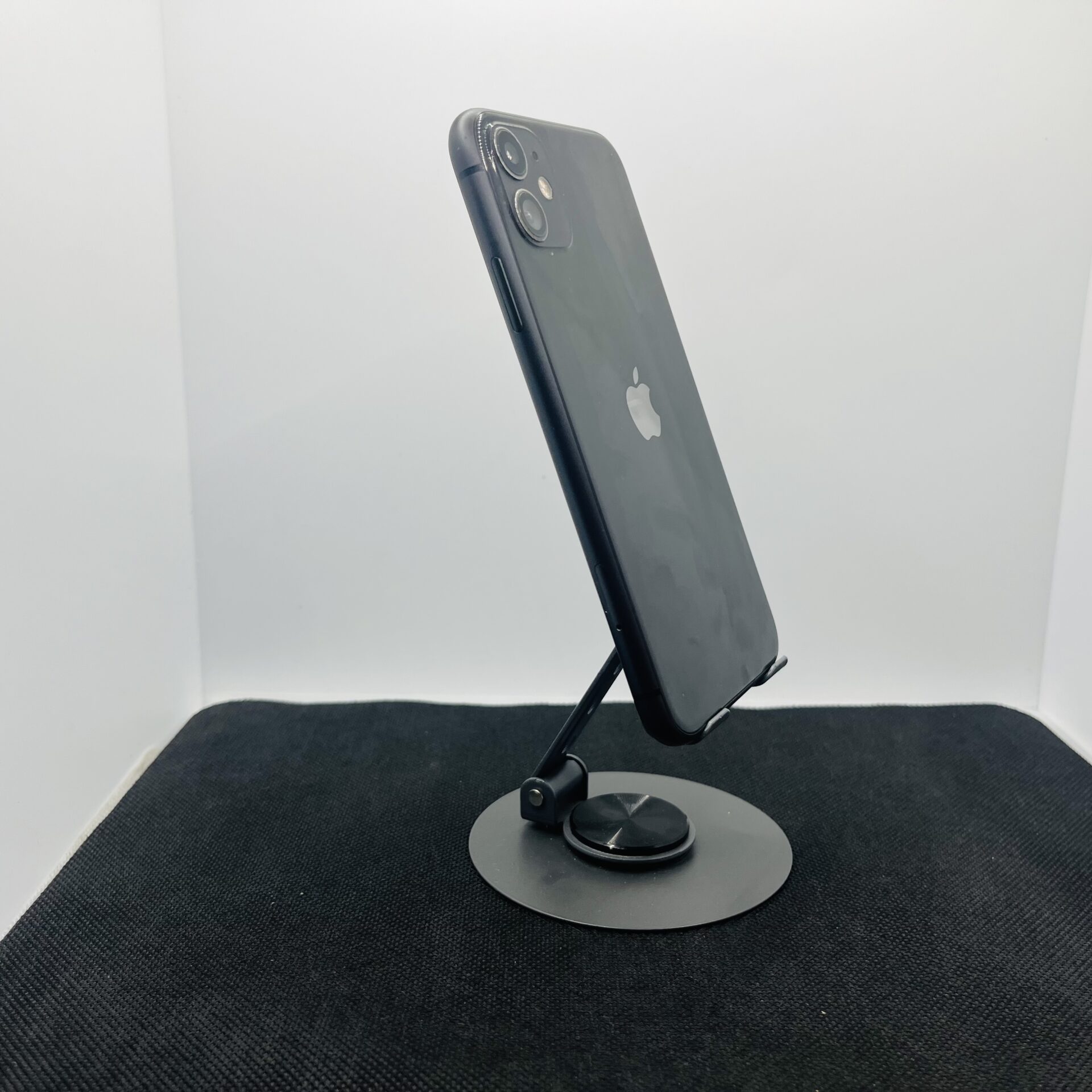 Apple iPhone 11 64GB Black (Grade B) - Bright Spots And No Face ID - Image 10