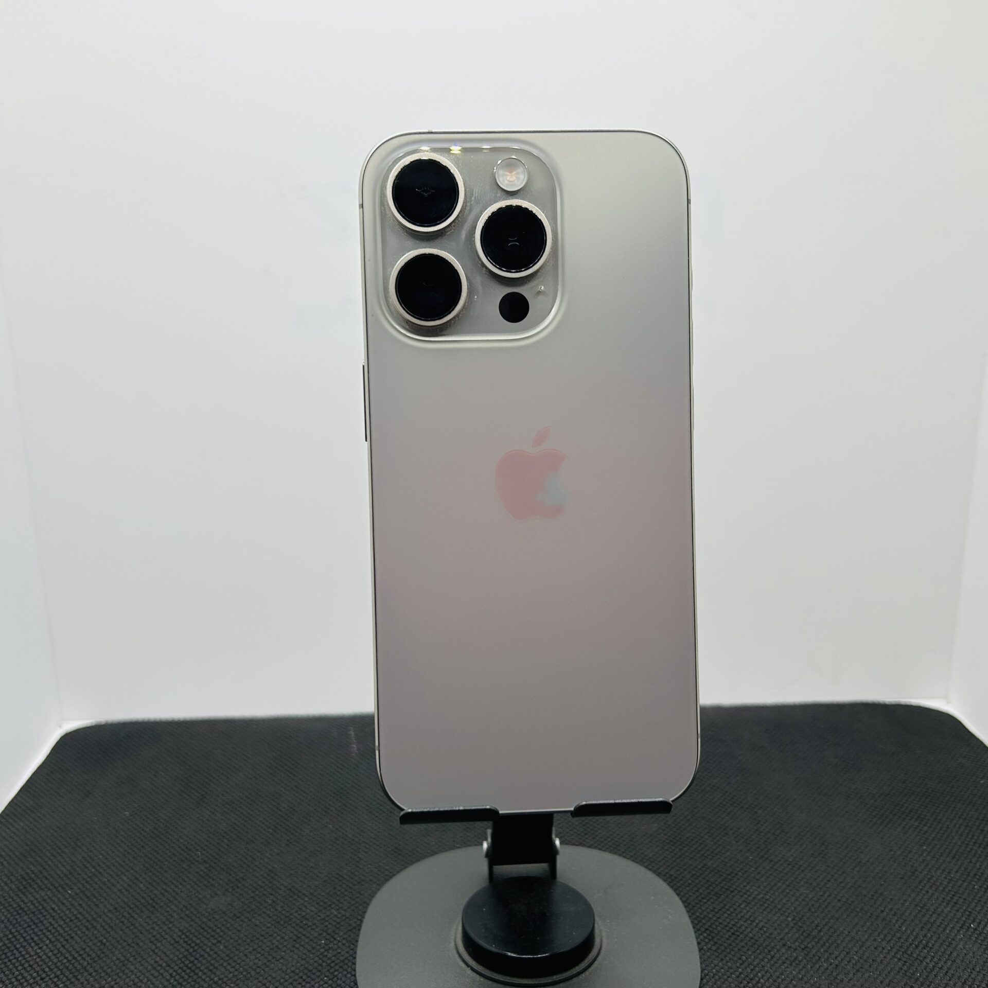 Apple iPhone 15 Pro 128GB Natural Titanium - (Grade A) | Epic Deals SA