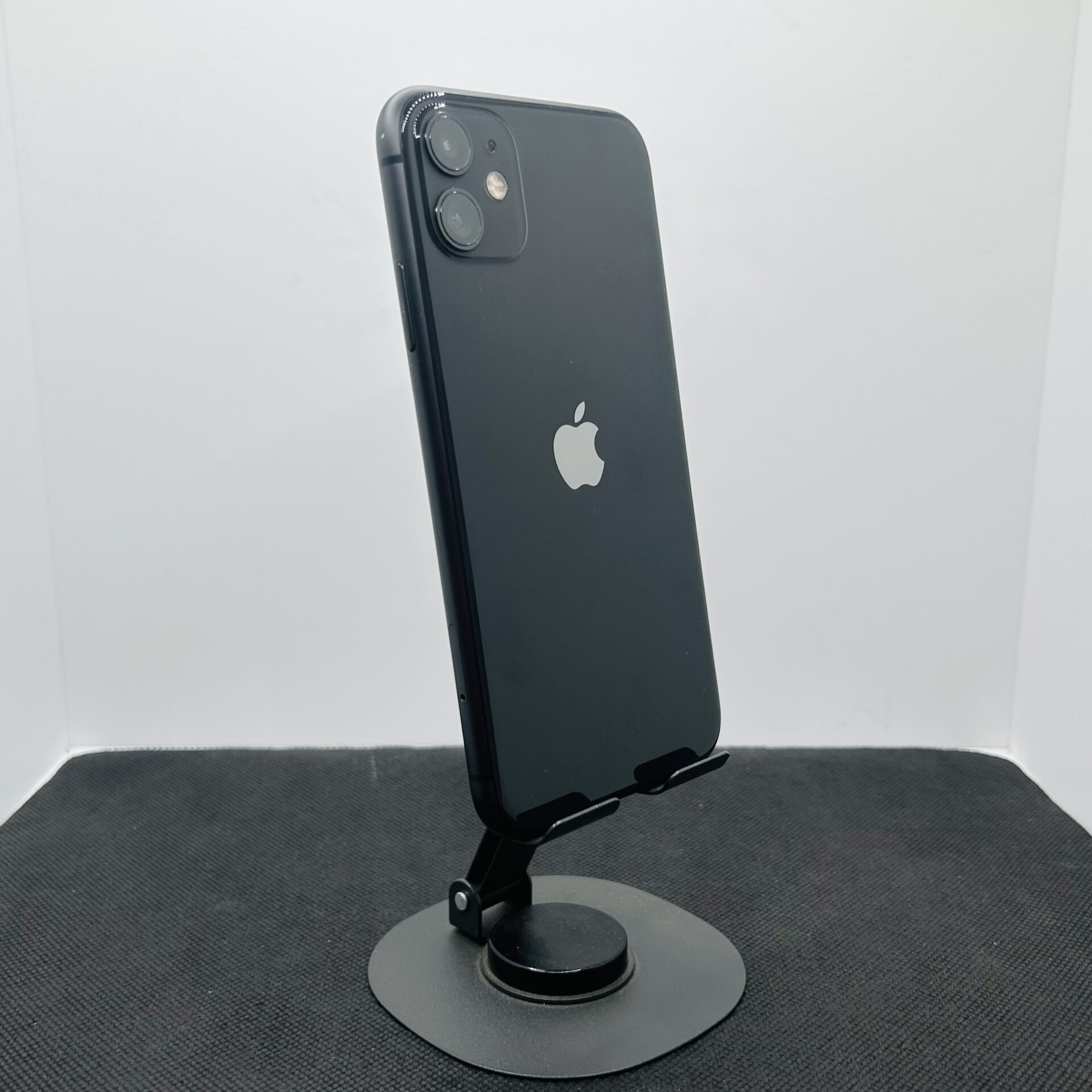 Okinawa Prefecture Apple Iphone 11 64gb Black Price Buy Used Apple