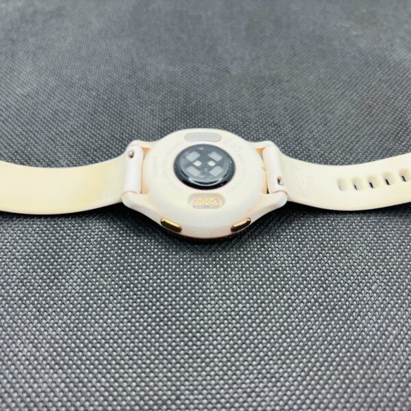 Garmin Venu 2S White – (Condition: Good) - Image 7