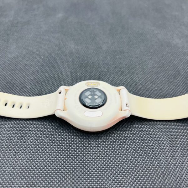Garmin Venu 2S White – (Condition: Good) - Image 8